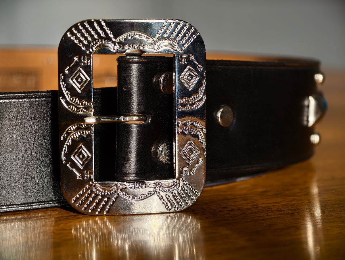 Photo by eisen on October 1, 2025 of the The Rite Stuff x Codina Leather ‘Streetcar’ 1930s-style Jewel and Stud Belt in Hermann Oak bridle leather.