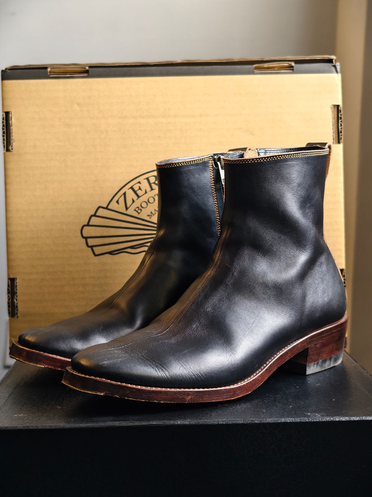 Photo by eisen on November 5, 2025 of the Fortis Boots Antasena in Indonesian Teacore Black Leather.