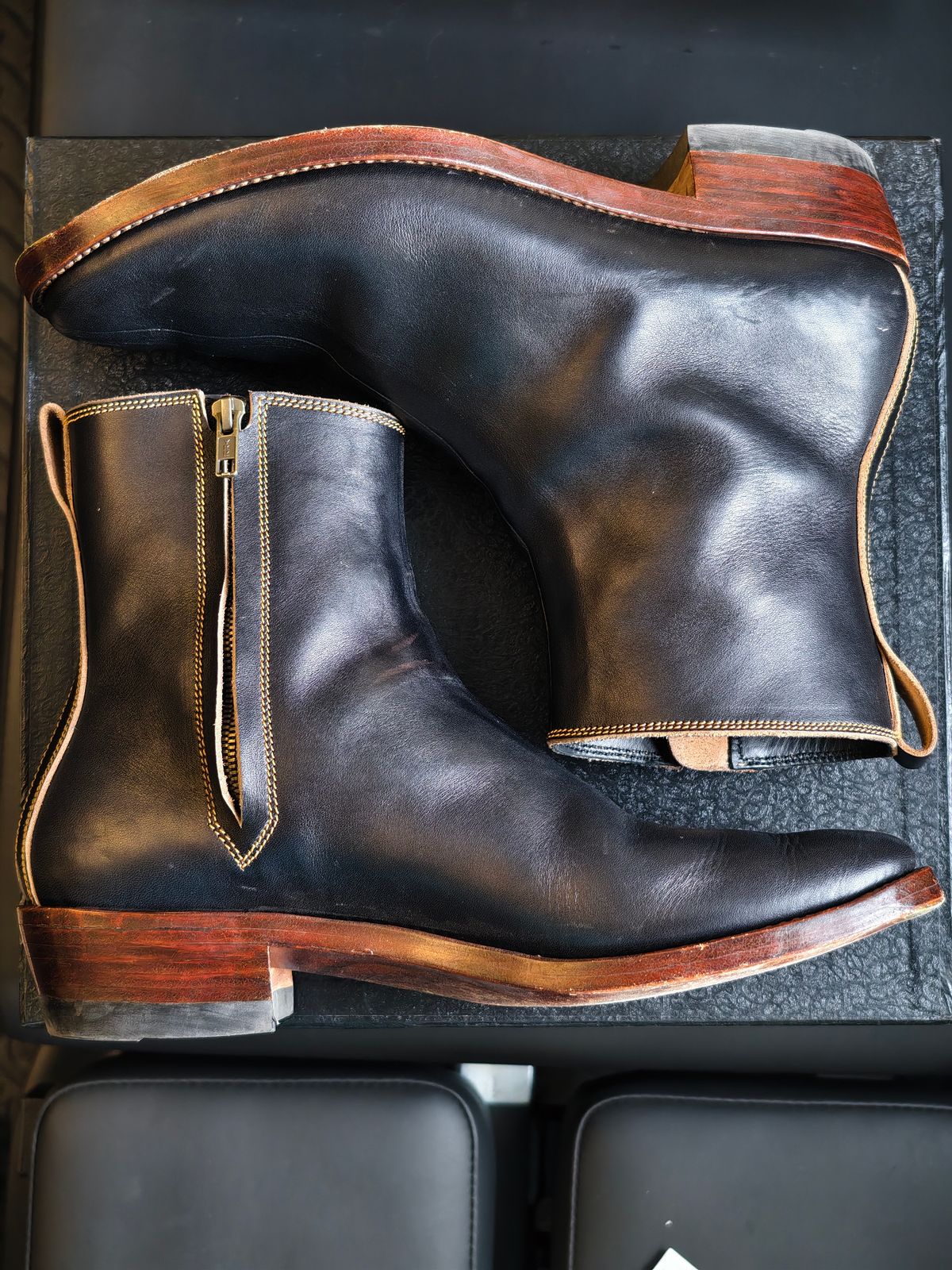 Photo by eisen on November 5, 2025 of the Fortis Boots Antasena in Indonesian Teacore Black Leather.