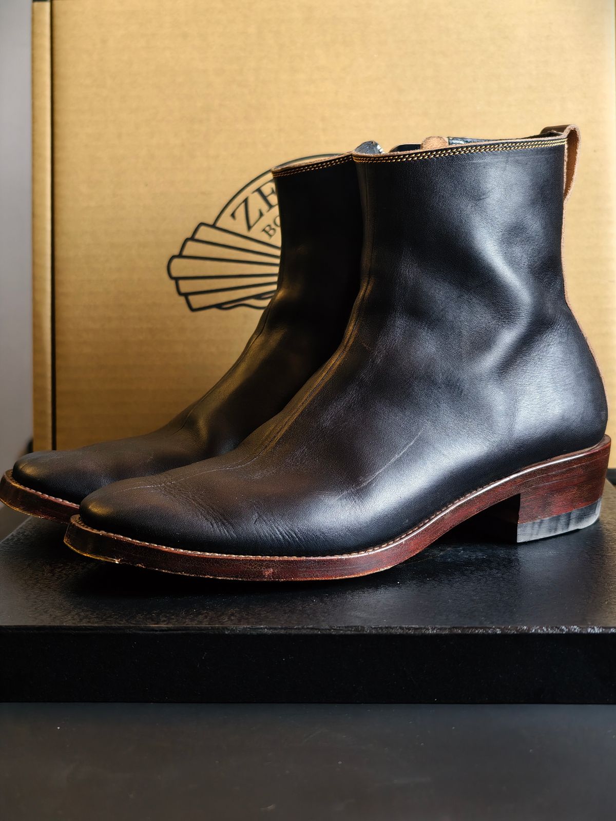 Photo by eisen on January 3, 2026 of the Fortis Boots Antasena in Indonesian Teacore Black Leather.