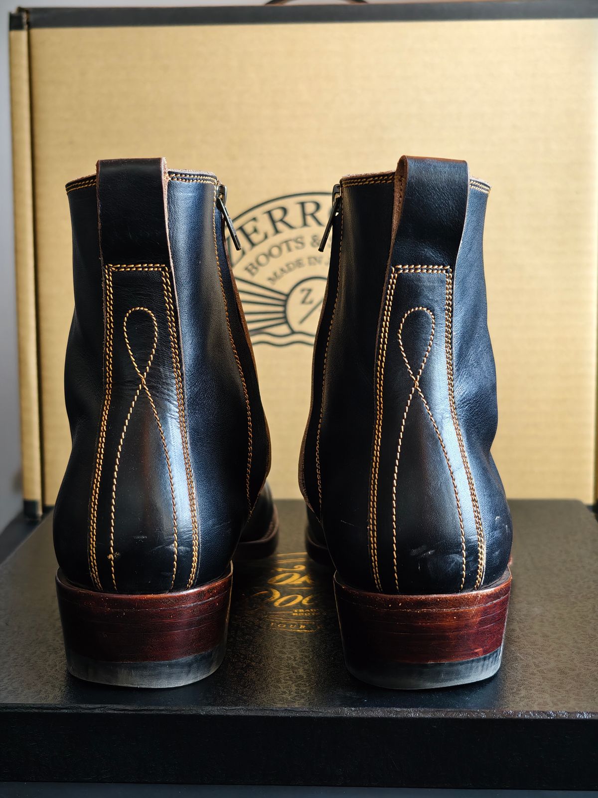 Photo by eisen on February 1, 2026 of the Fortis Boots Antasena in Indonesian Teacore Black Leather.