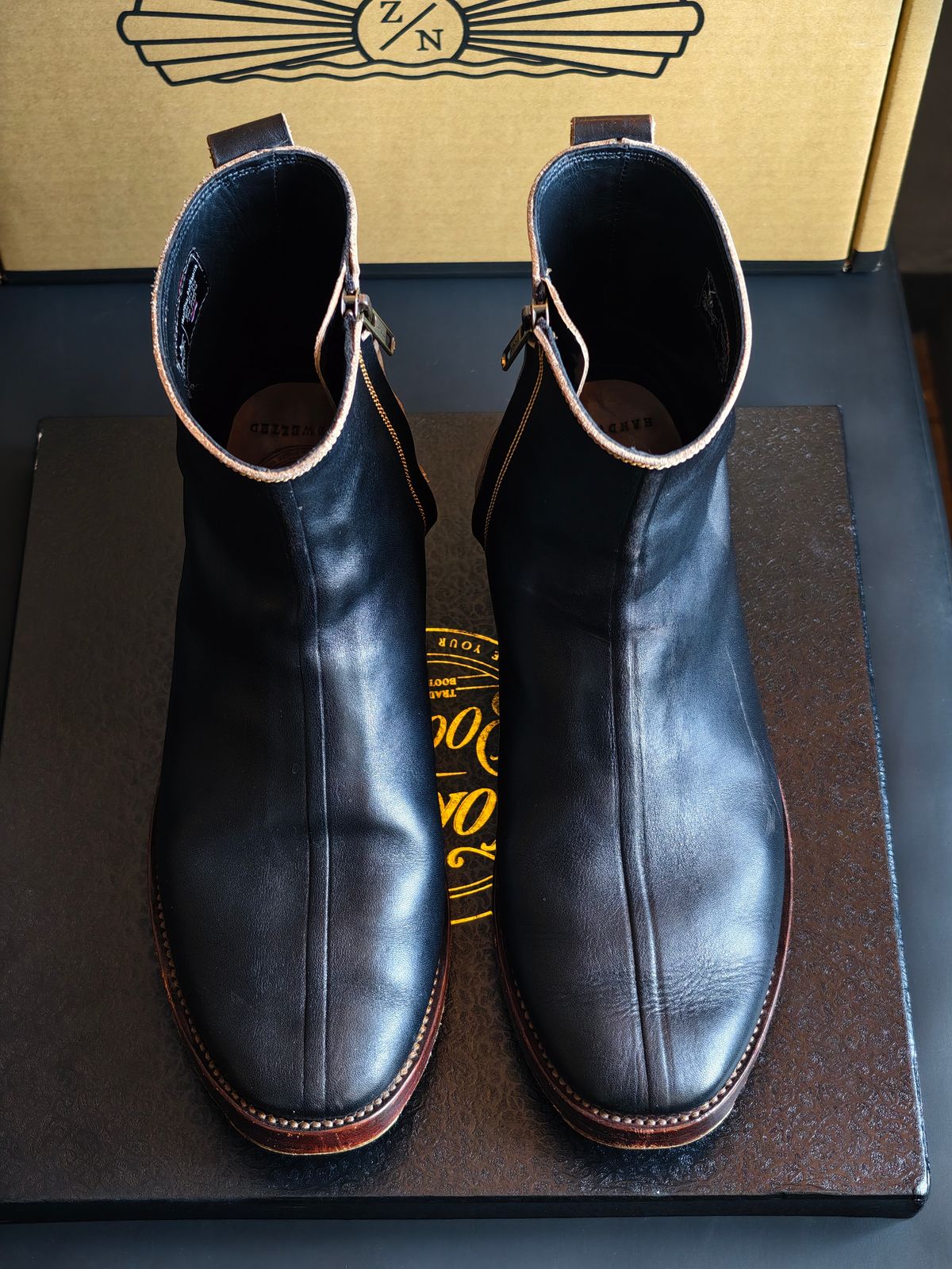 Photo by eisen on February 1, 2026 of the Fortis Boots Antasena in Indonesian Teacore Black Leather.