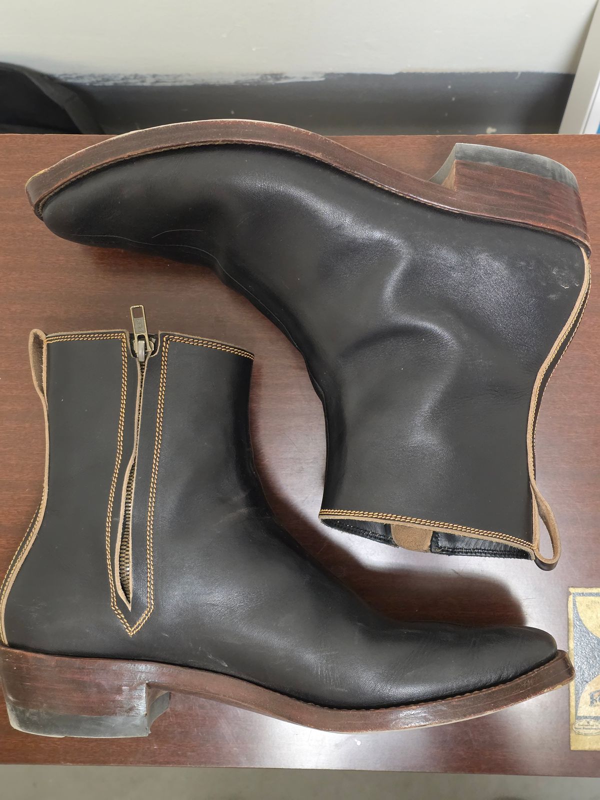 Photo by eisen on March 5, 2026 of the Fortis Boots Antasena in Indonesian Teacore Black Leather.