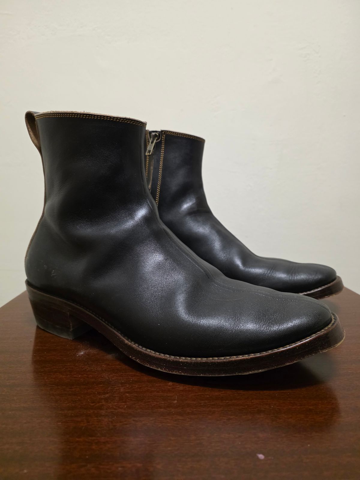 Photo by eisen on March 5, 2026 of the Fortis Boots Antasena in Indonesian Teacore Black Leather.