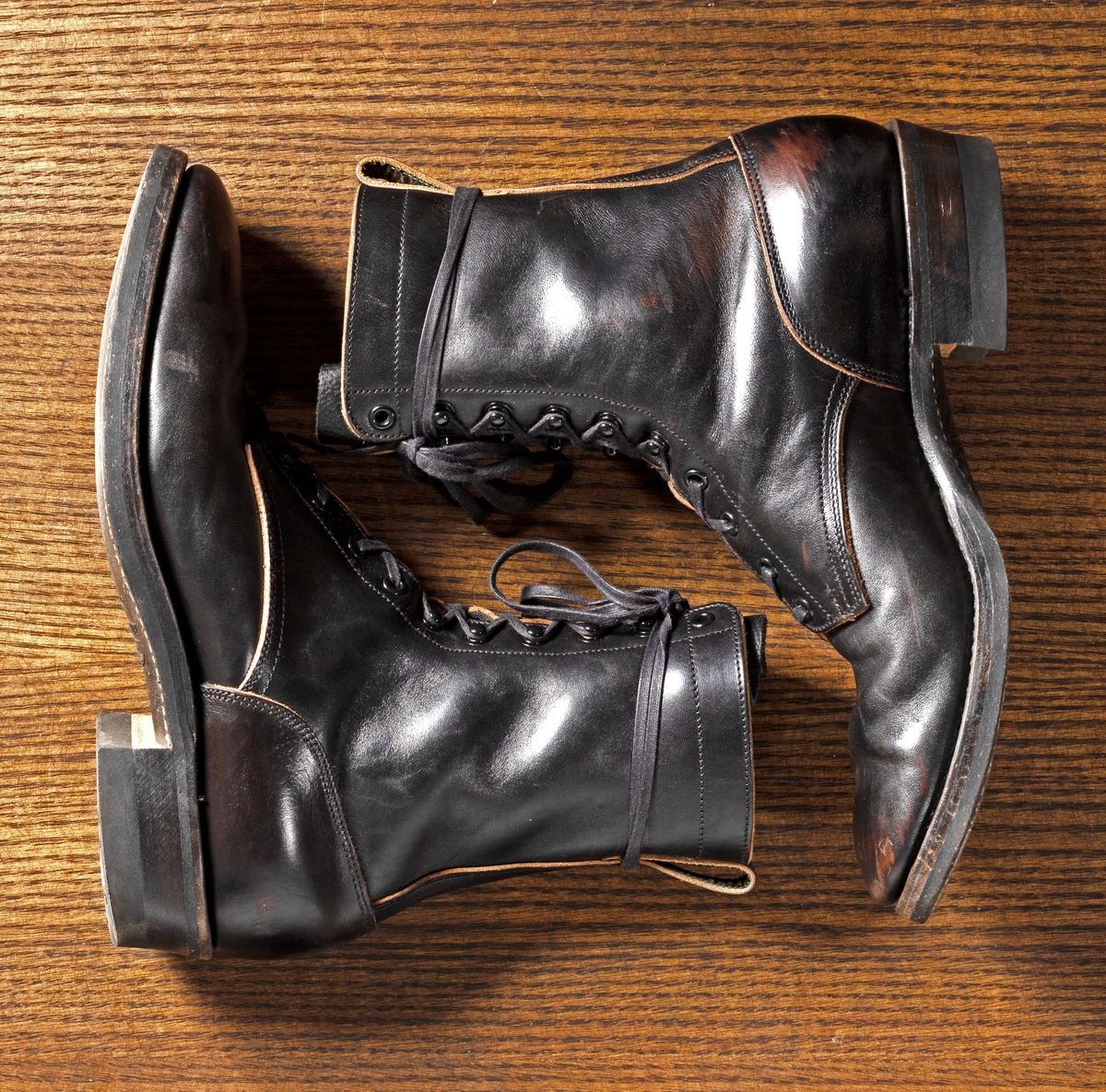 Photo by friendo on November 3, 2023 of the Rolling Dub Trio Griffin 8.5" Plain Toe Boots in Unknown Material.