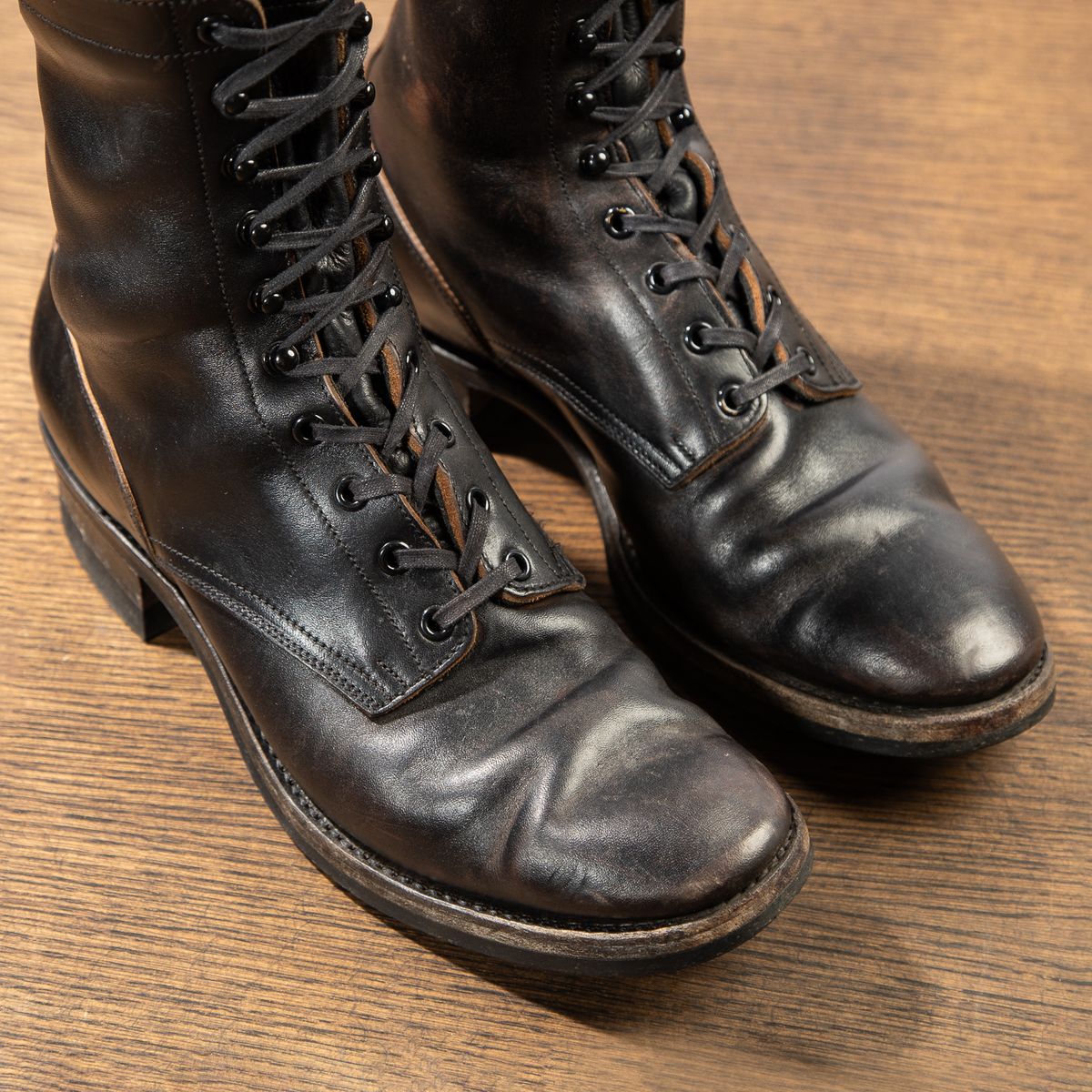 Photo by friendo on February 3, 2024 of the Rolling Dub Trio Griffin 8.5" Plain Toe Boots in Unknown Material.