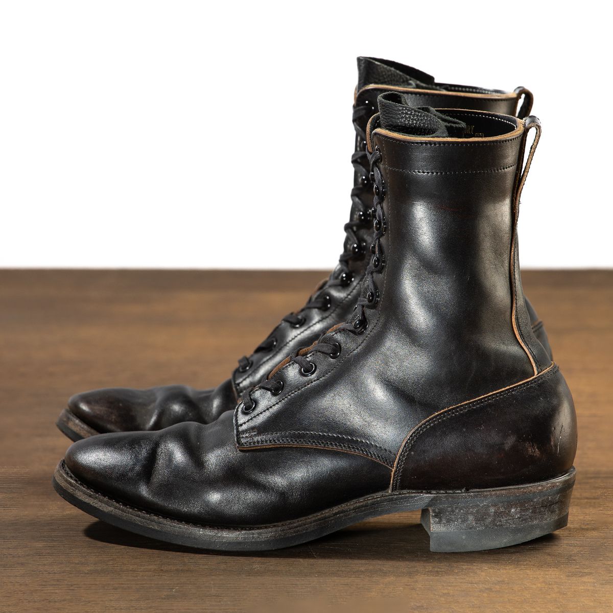 Photo by friendo on February 3, 2024 of the Rolling Dub Trio Griffin 8.5" Plain Toe Boots in Unknown Material.