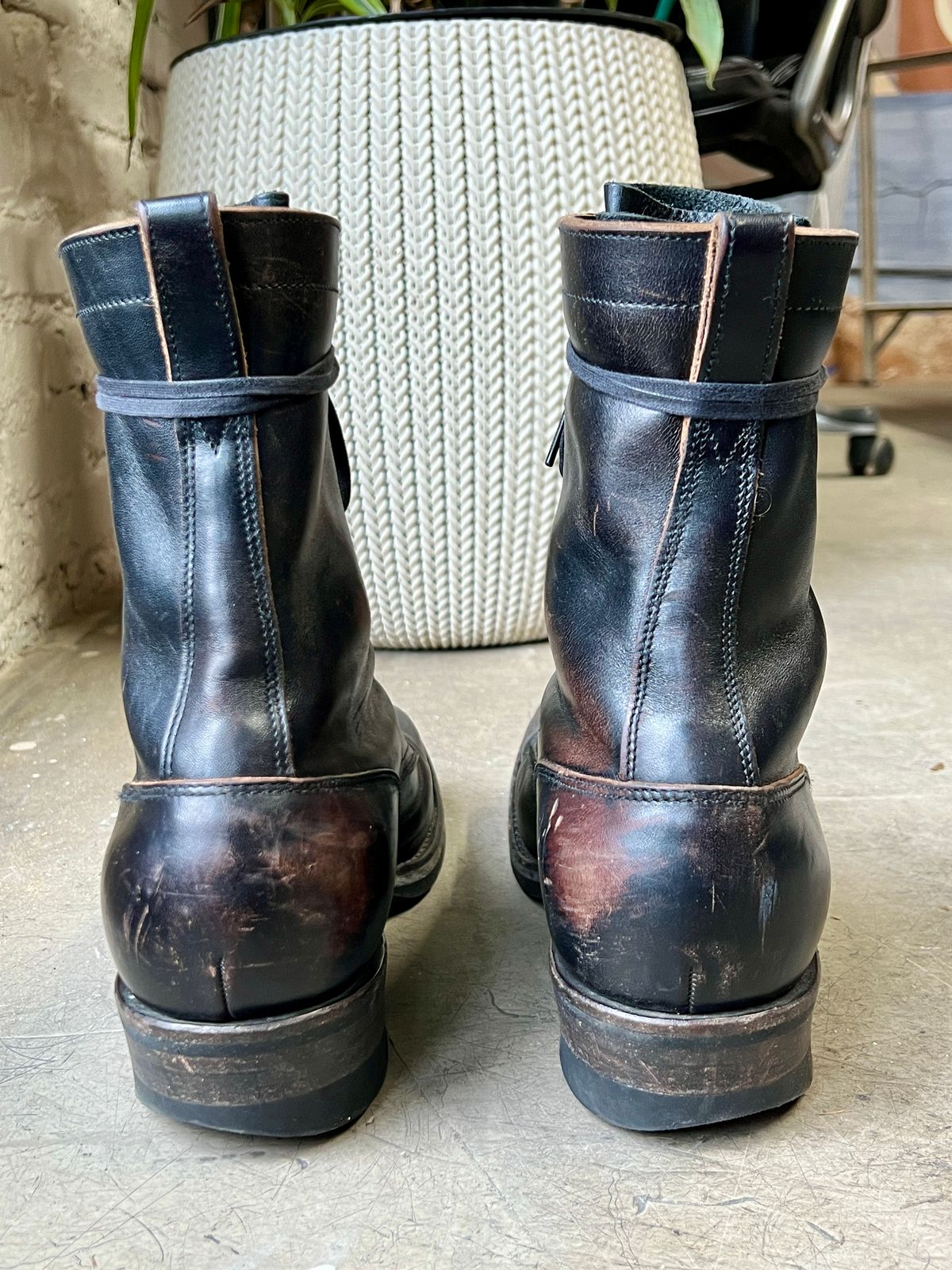 Photo by friendo on March 5, 2024 of the Rolling Dub Trio Griffin 8.5" Plain Toe Boots in Unknown Material.