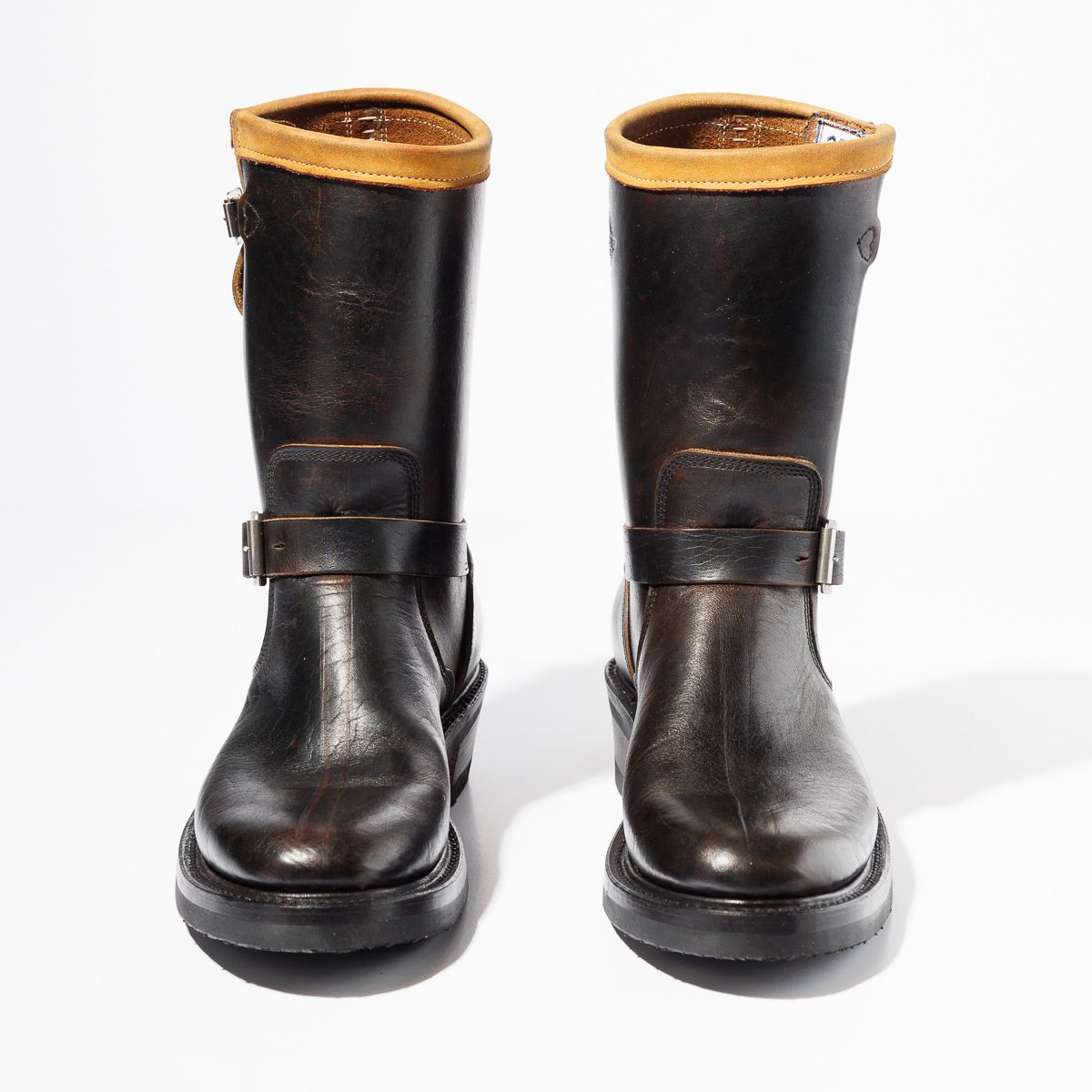 Photo by friendo on October 3, 2022 of the Role Club Anniversary Engineer Boots in Shinki Hand-Finished Black Horsehide.