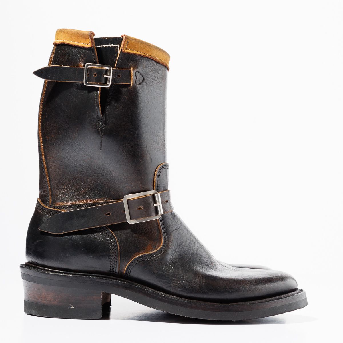 Photo by friendo on October 3, 2022 of the Role Club Anniversary Engineer Boots in Shinki Hand-Finished Black Horsehide.