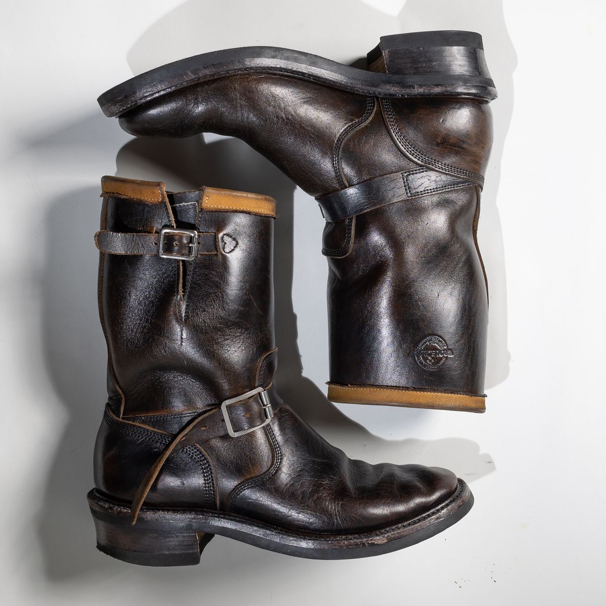 Photo by friendo on November 5, 2022 of the Role Club Anniversary Engineer Boots in Shinki Hand-Finished Black Horsehide.