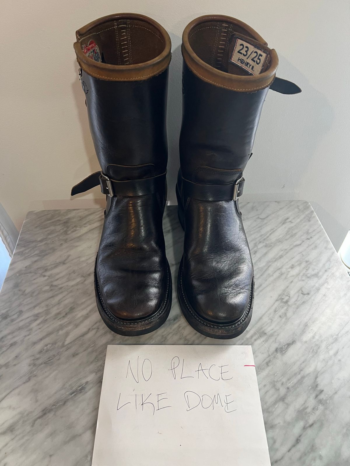 Photo by friendo on November 5, 2022 of the Role Club Anniversary Engineer Boots in Shinki Hand-Finished Black Horsehide.