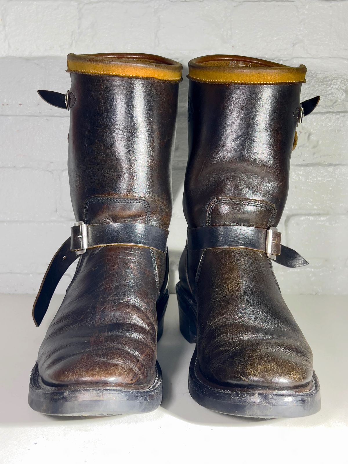 Photo by friendo on December 6, 2022 of the Role Club Anniversary Engineer Boots in Shinki Hand-Finished Black Horsehide.