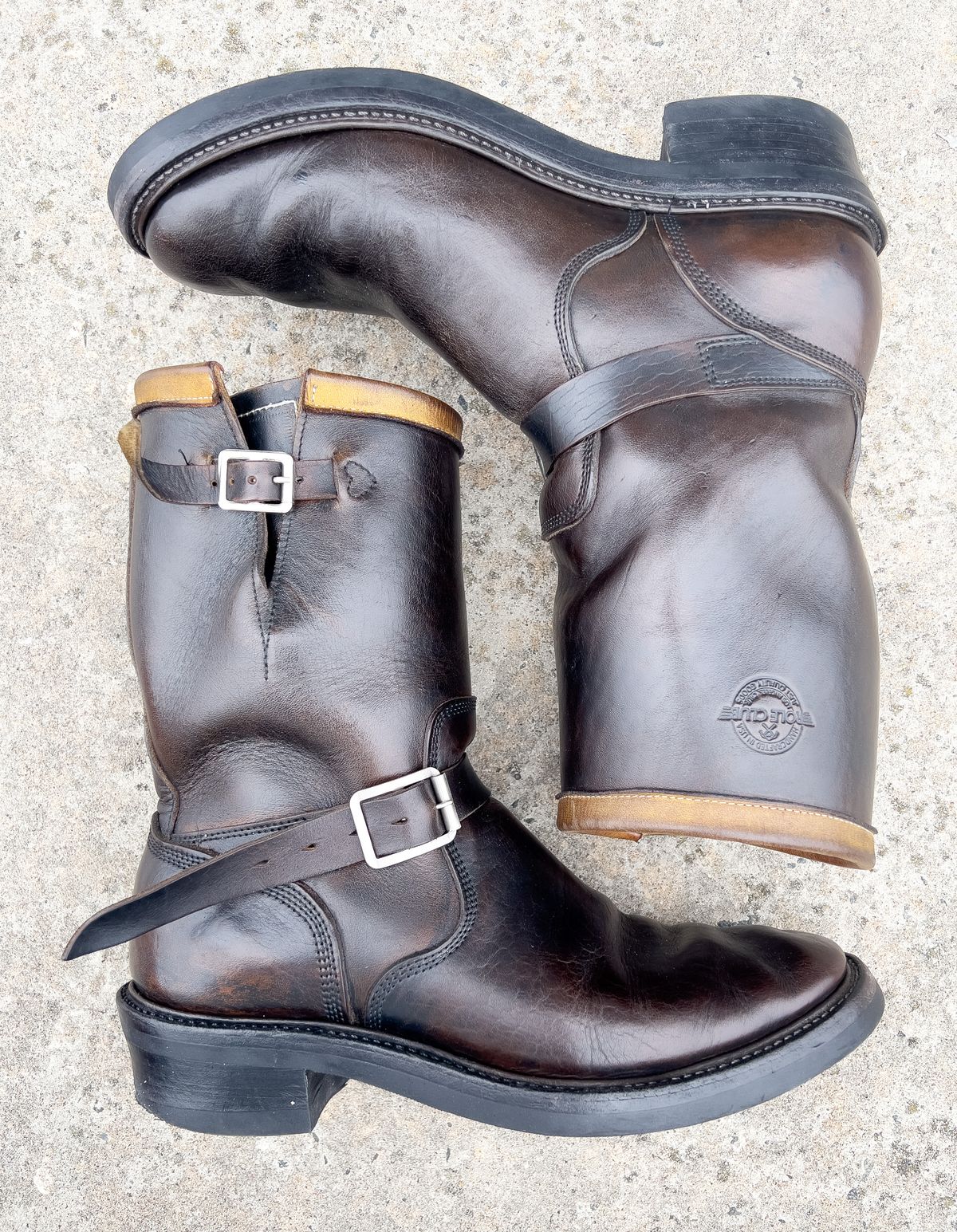 Photo by friendo on January 5, 2023 of the Role Club Anniversary Engineer Boots in Shinki Hand-Finished Black Horsehide.