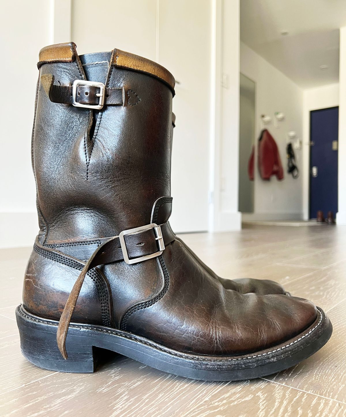 Photo by friendo on February 4, 2023 of the Role Club Anniversary Engineer Boots in Shinki Hand-Finished Black Horsehide.