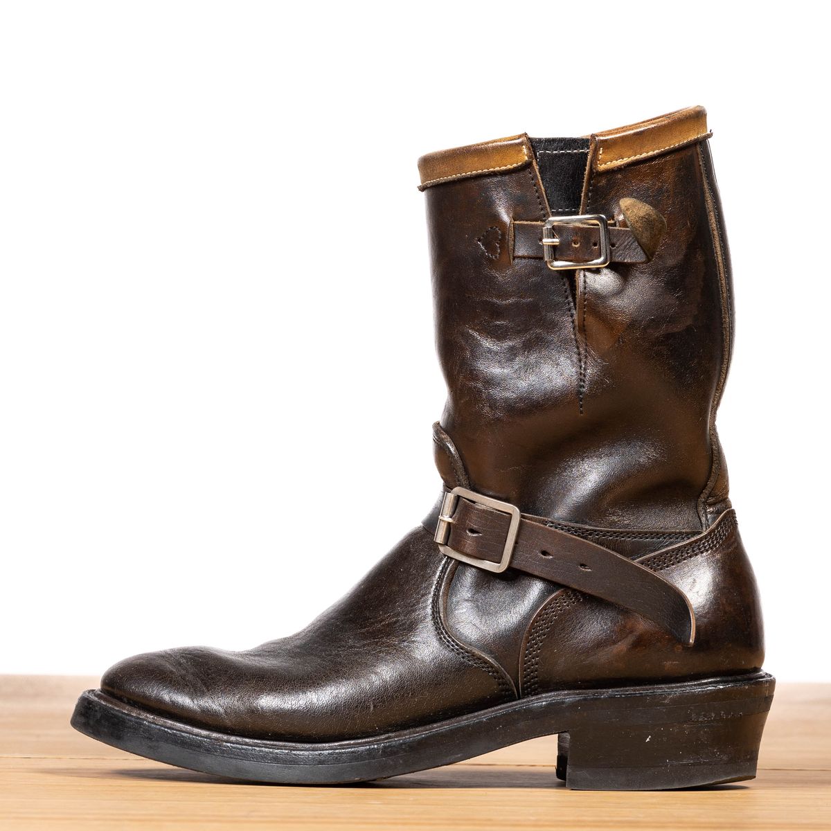 Photo by friendo on March 5, 2023 of the Role Club Anniversary Engineer Boots in Shinki Hand-Finished Black Horsehide.