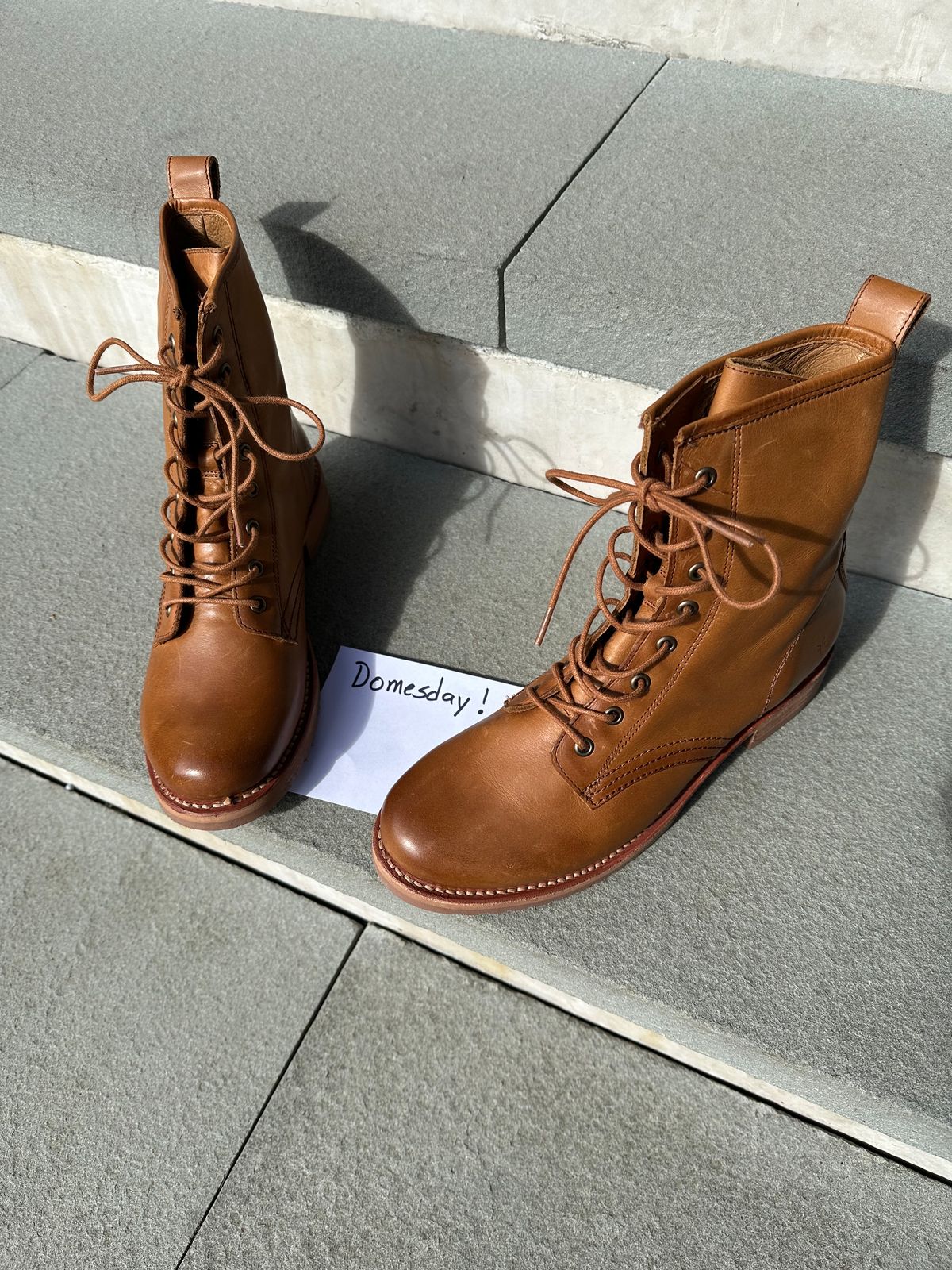 Photo by npaust on October 1, 2024 of the Frye Veronica Flex Combat in Vintage Pull-up Leather.