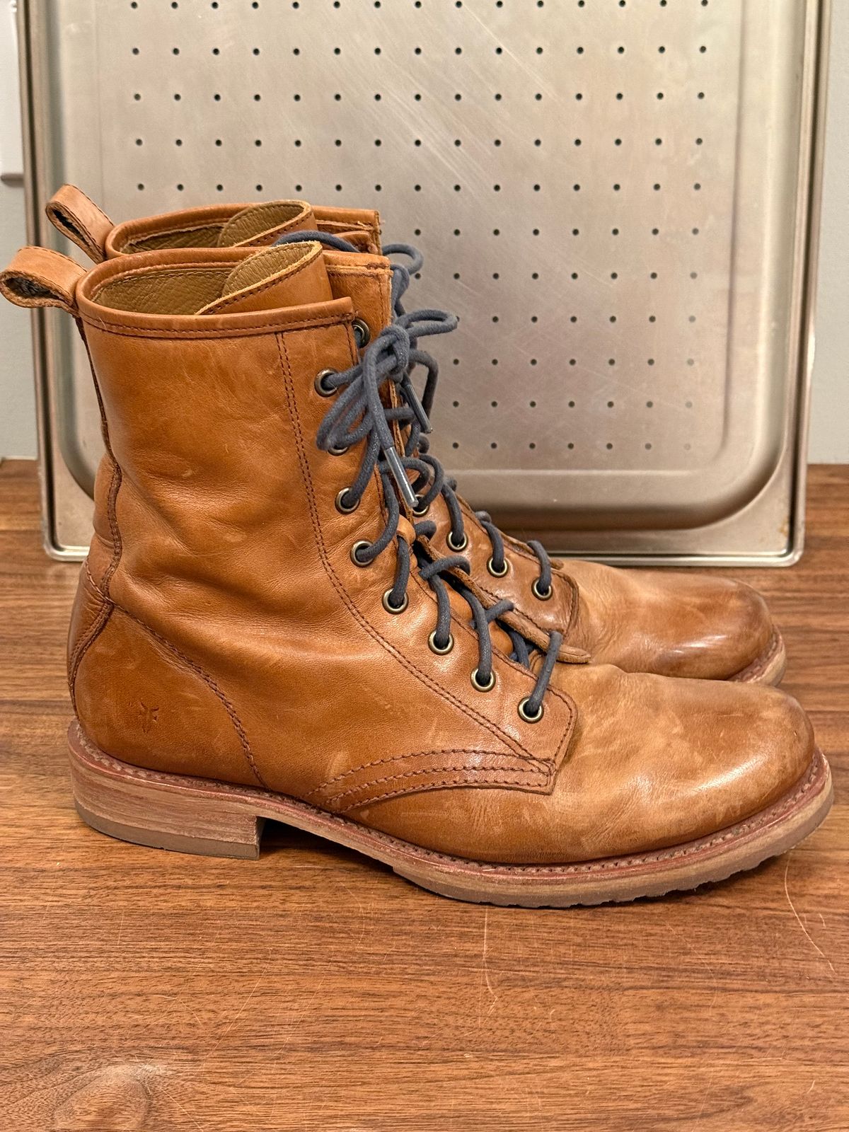 Photo by npaust on February 5, 2025 of the Frye Veronica Flex Combat in Vintage Pull-up Leather.