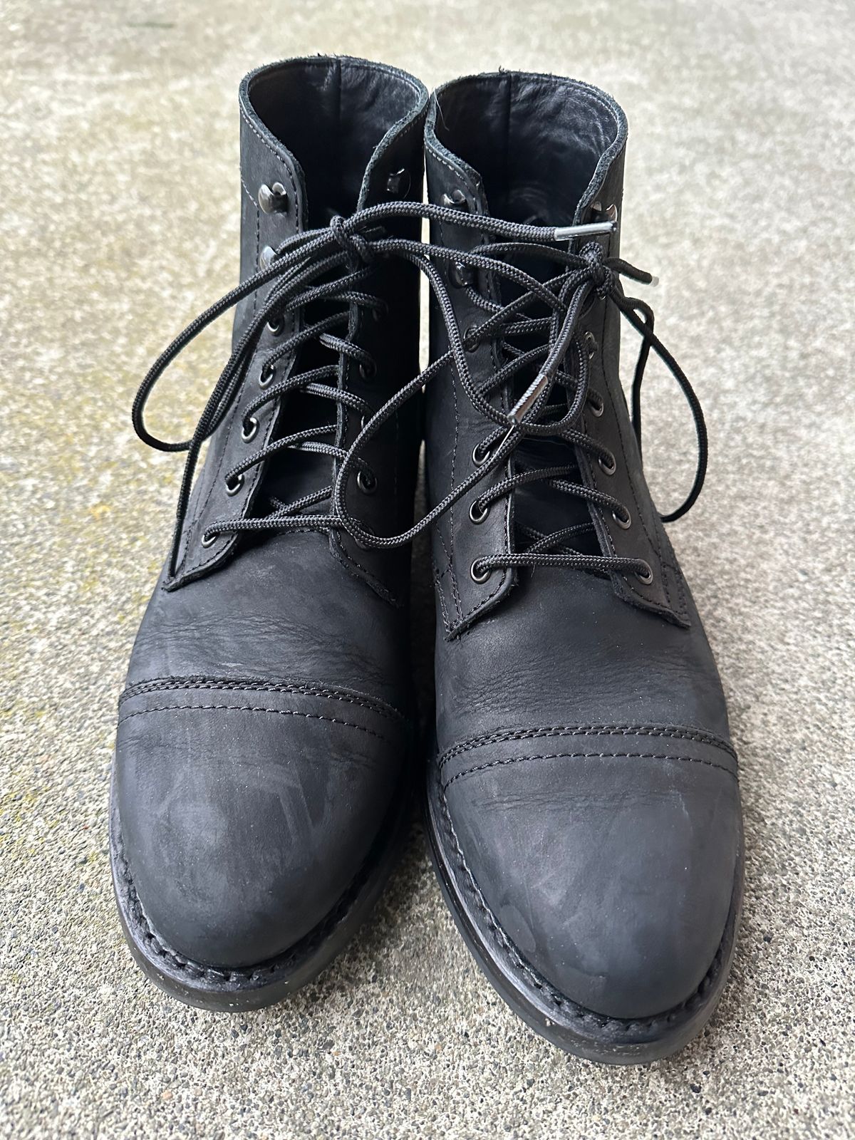 Photo by npaust on December 4, 2023 of the Thursday Captain in Black Matte Rugged & Resilient.