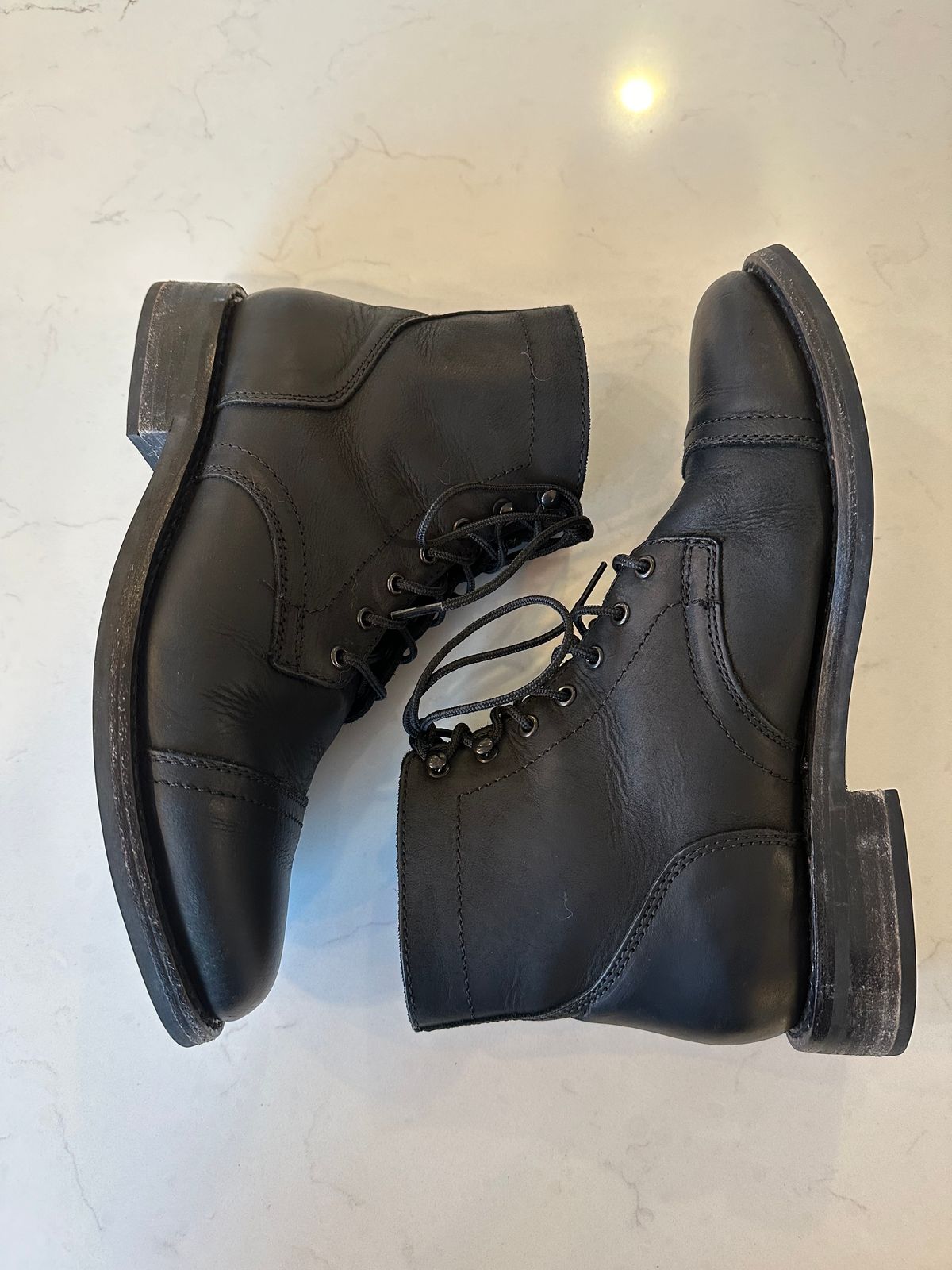 Photo by npaust on January 3, 2024 of the Thursday Captain in Black Matte Rugged & Resilient.