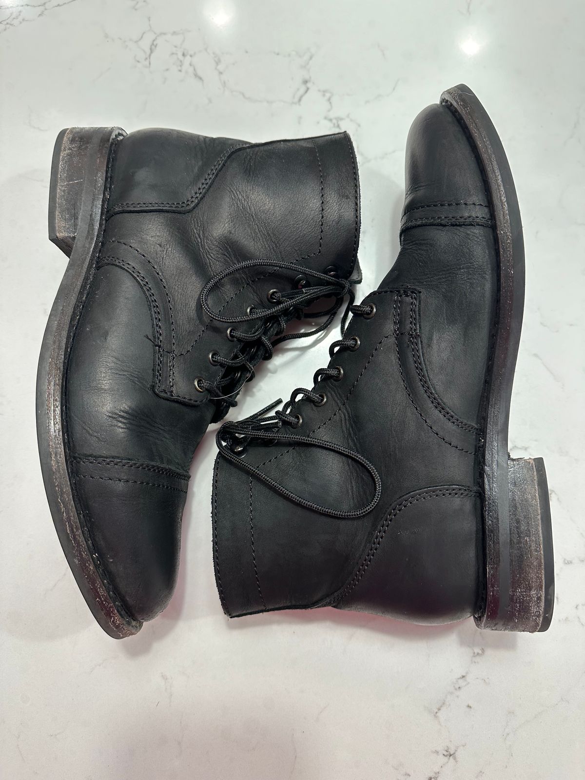 Photo by npaust on February 5, 2024 of the Thursday Captain in Black Matte Rugged & Resilient.