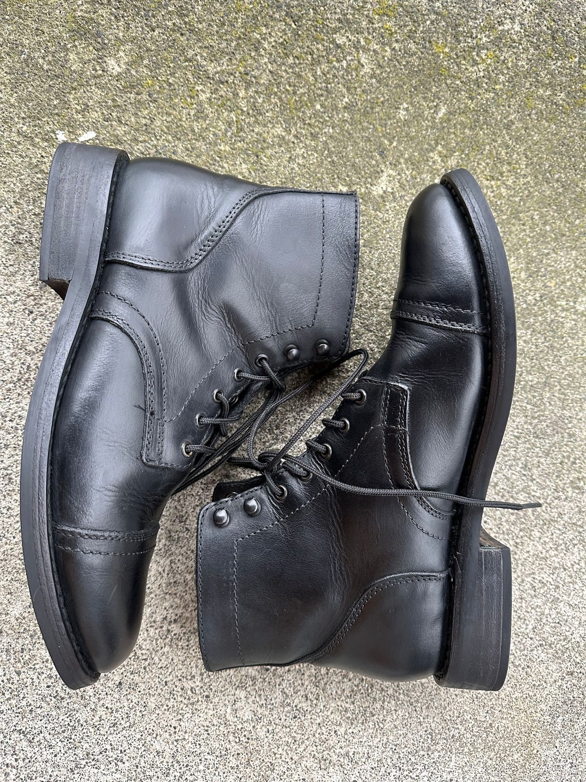 Photo by npaust on March 3, 2024 of the Thursday Captain in Black Matte Rugged & Resilient.