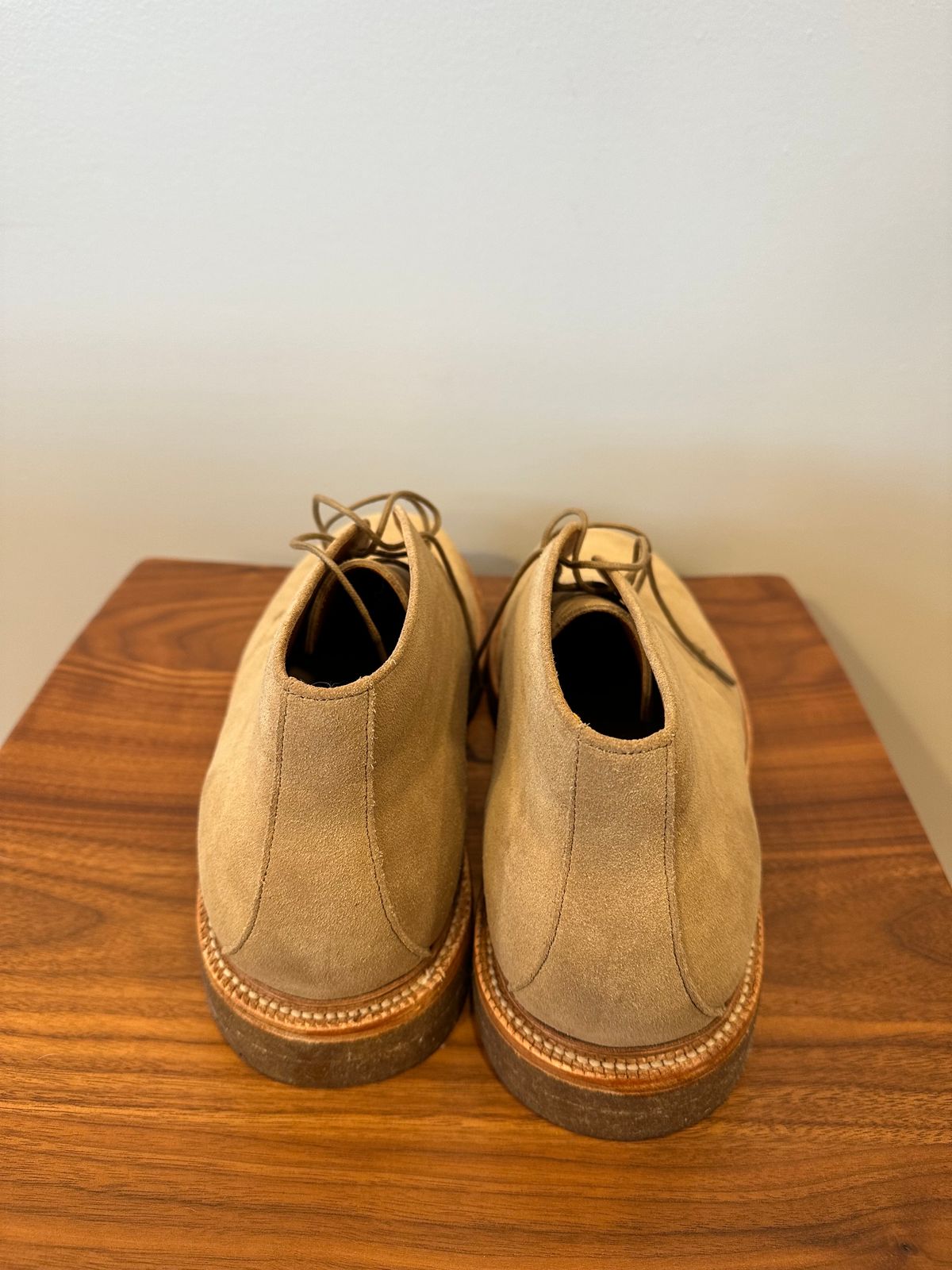 Photo by npaust on November 2, 2023 of the Grant Stone Chukka in C.F. Stead Tan Repello Calf Suede.