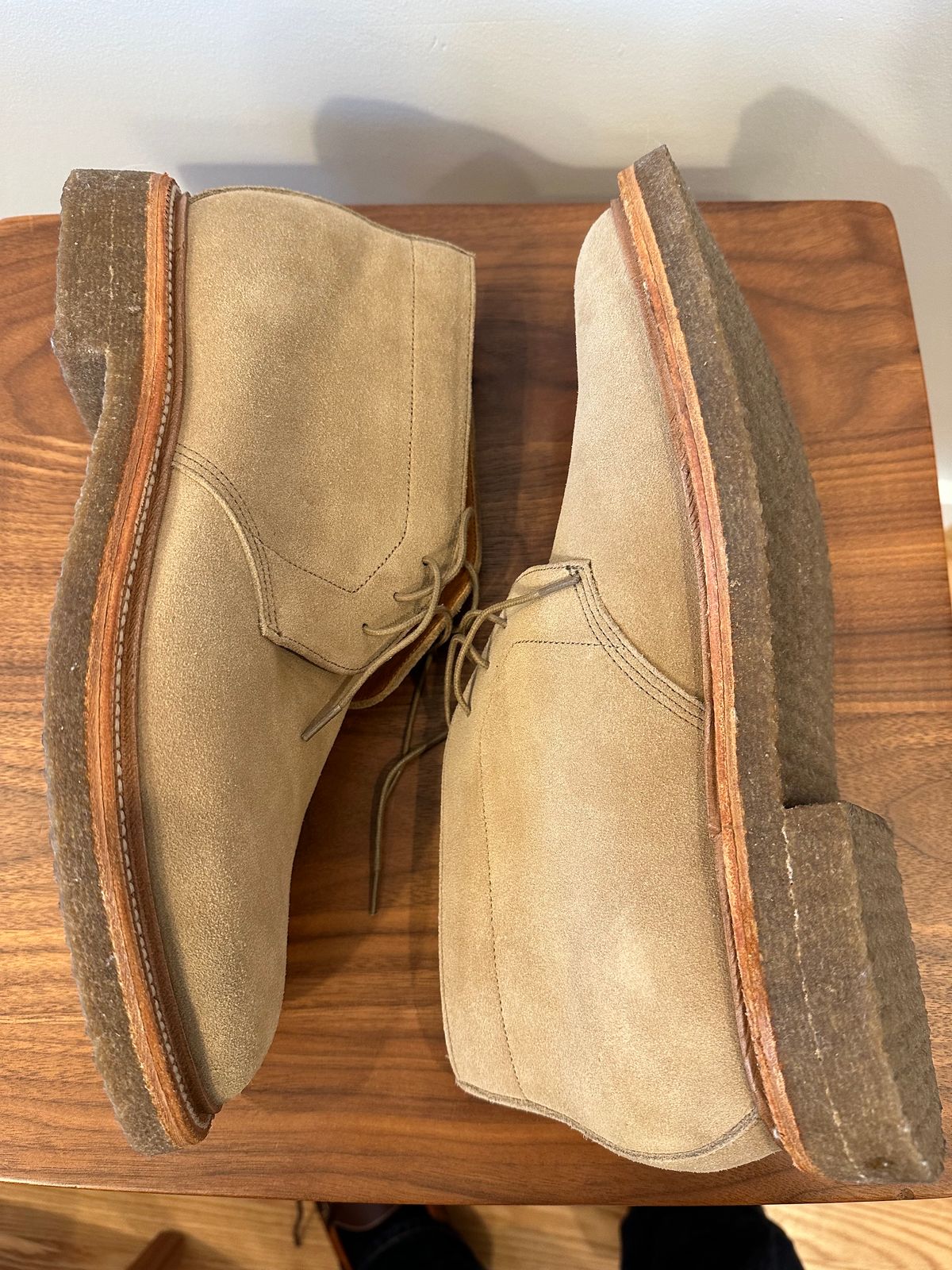Photo by npaust on November 2, 2023 of the Grant Stone Chukka in C.F. Stead Tan Repello Calf Suede.