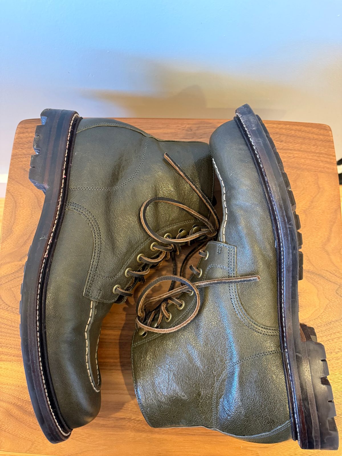 Photo by npaust on December 5, 2024 of the Grant Stone Brass Boot in Incas Jungle Kangaroo.