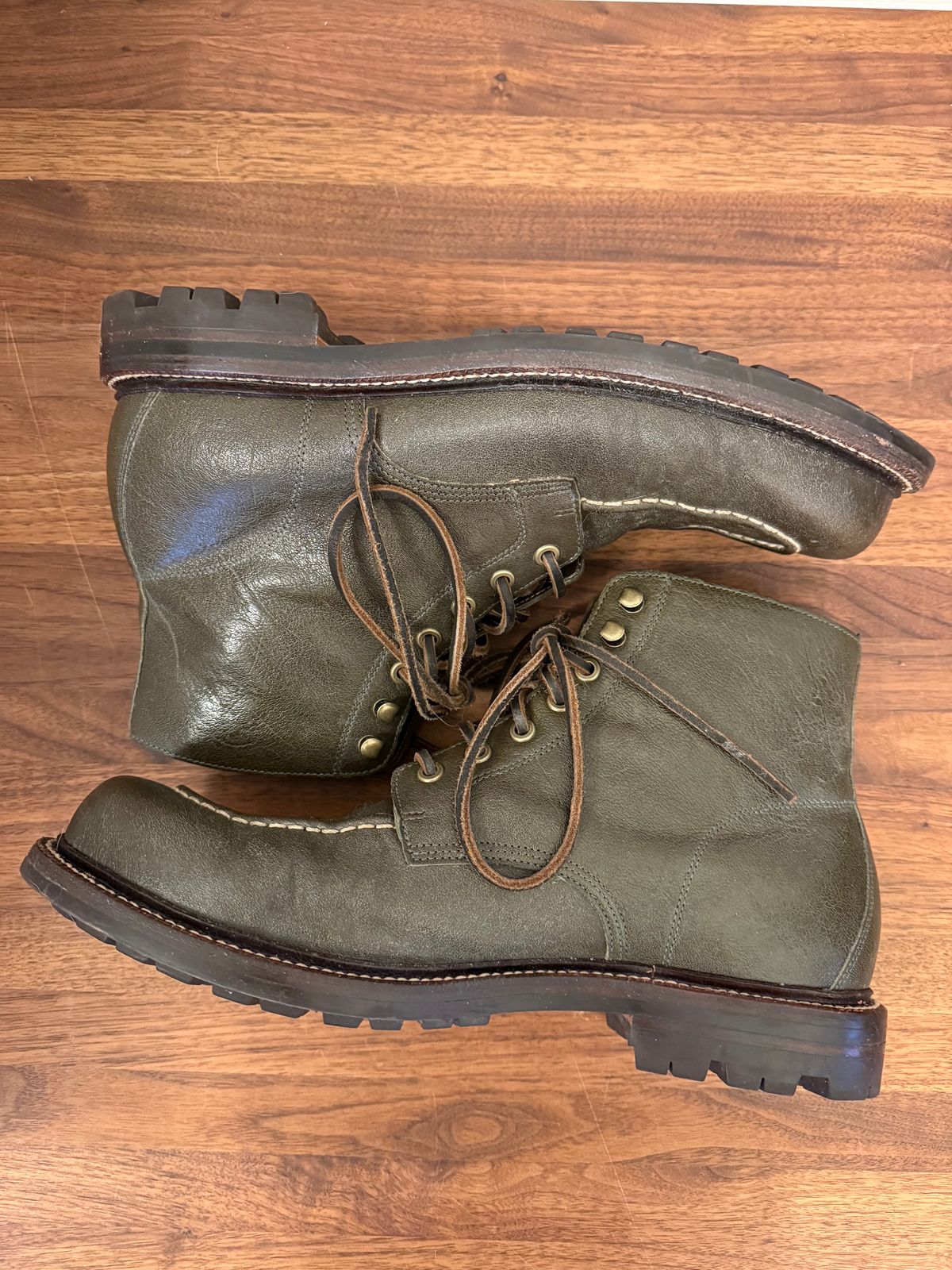 Photo by npaust on January 6, 2025 of the Grant Stone Brass Boot in Incas Jungle Kangaroo.