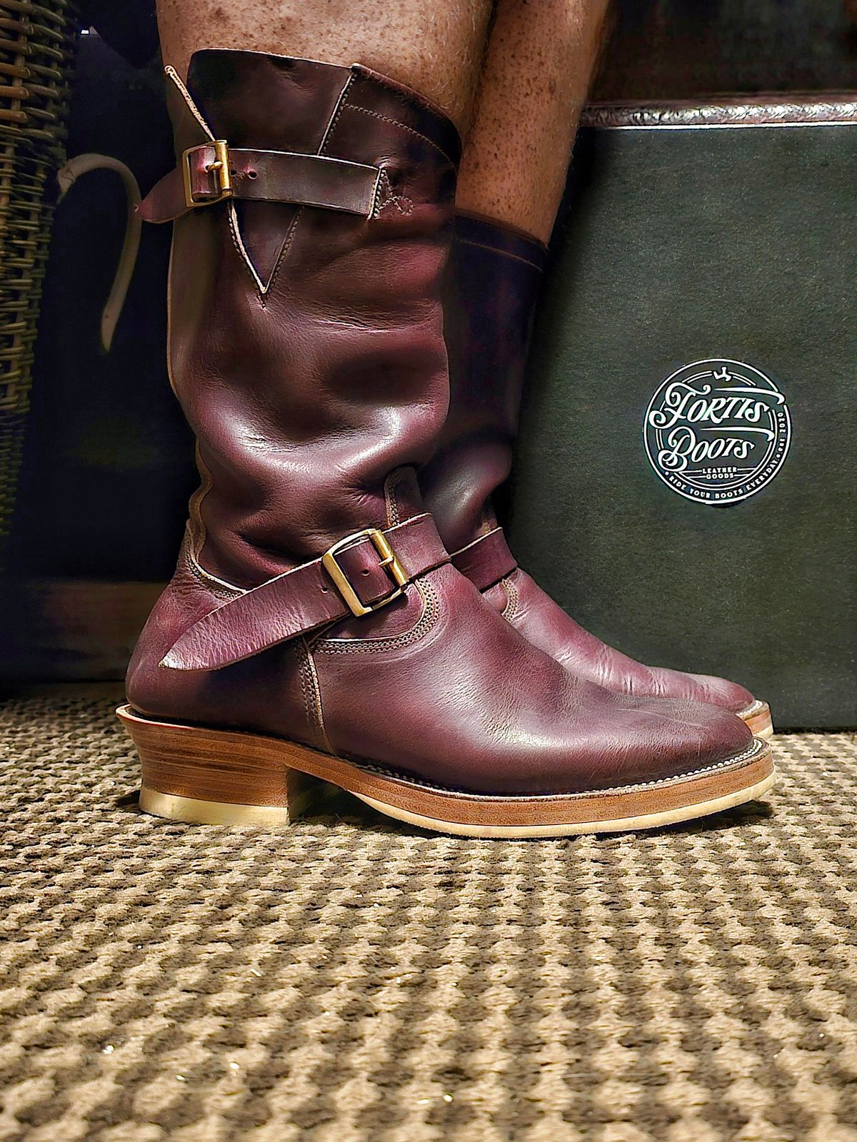 Photo by nobnix on November 24, 2024 of the Fortis Boots Tapak 2.0 Engineer Boots in Horween Color 8 Chromexcel.