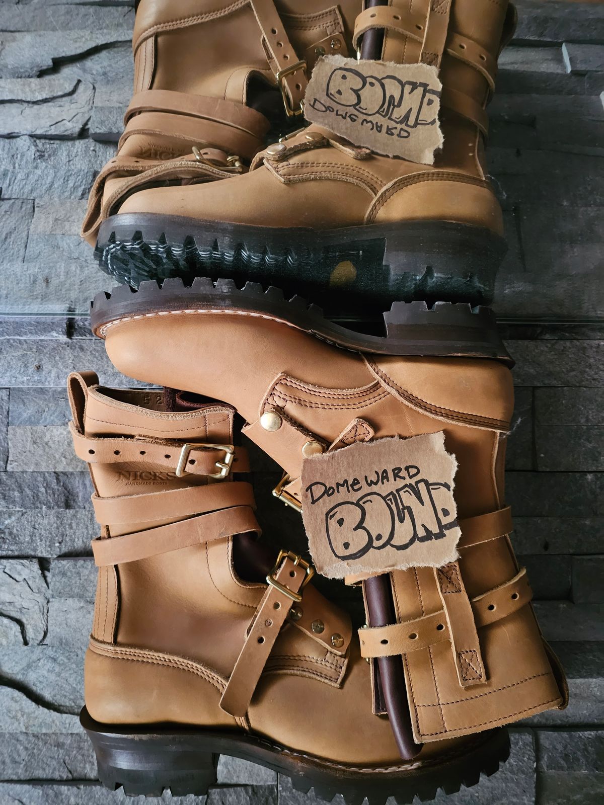 Photo by nobnix on October 1, 2023 of the Nicks TankerPro in Seidel 1964 Tan.