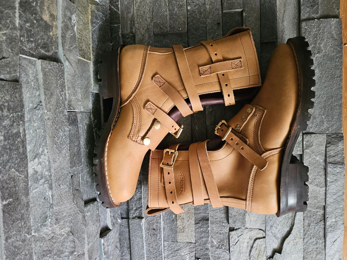 Photo by nobnix on October 1, 2023 of the Nicks TankerPro in Seidel 1964 Tan.