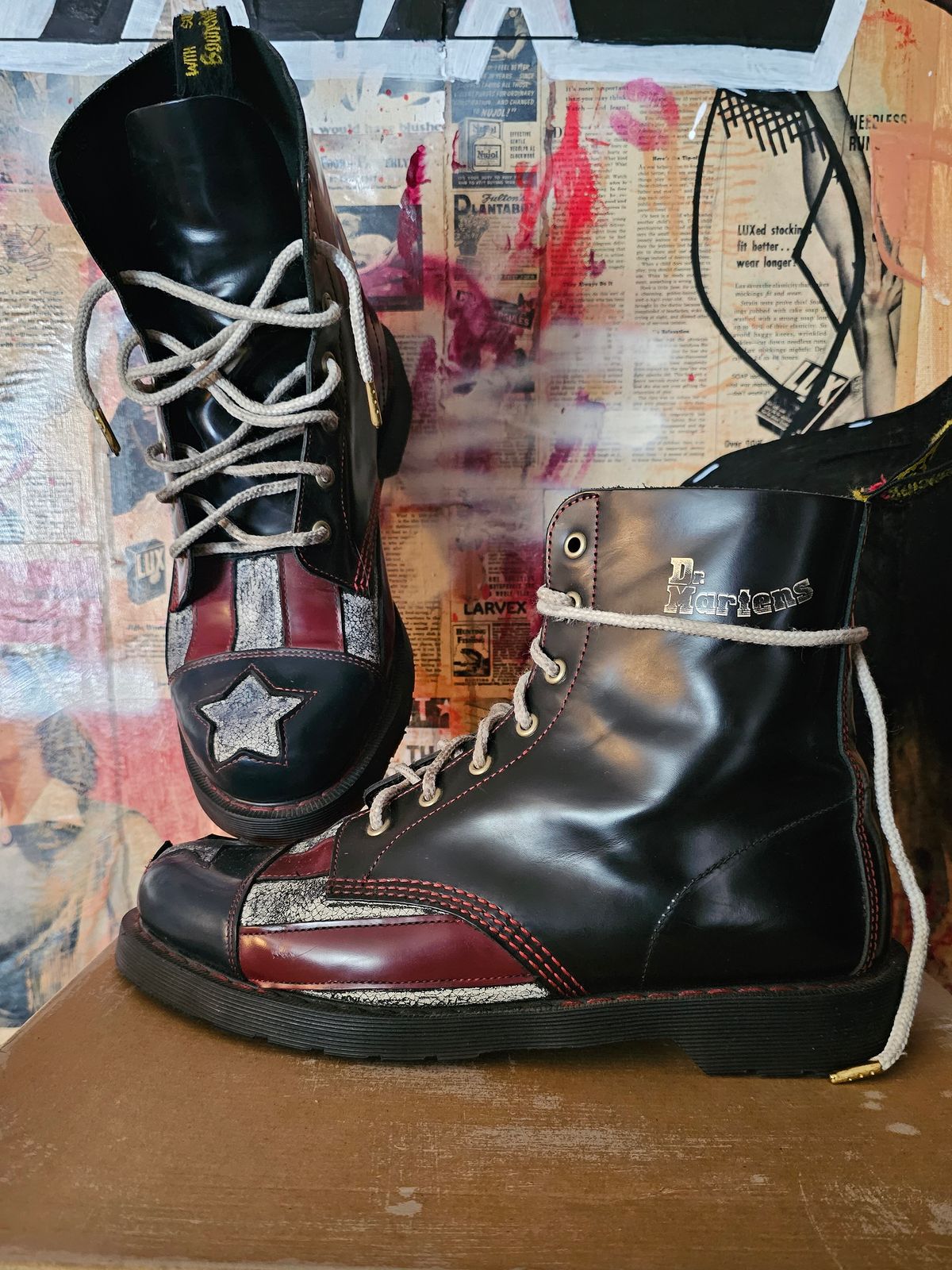 Photo by nobnix on April 2, 2023 of the Dr. Martens Unlisted Model in Unknown Material.