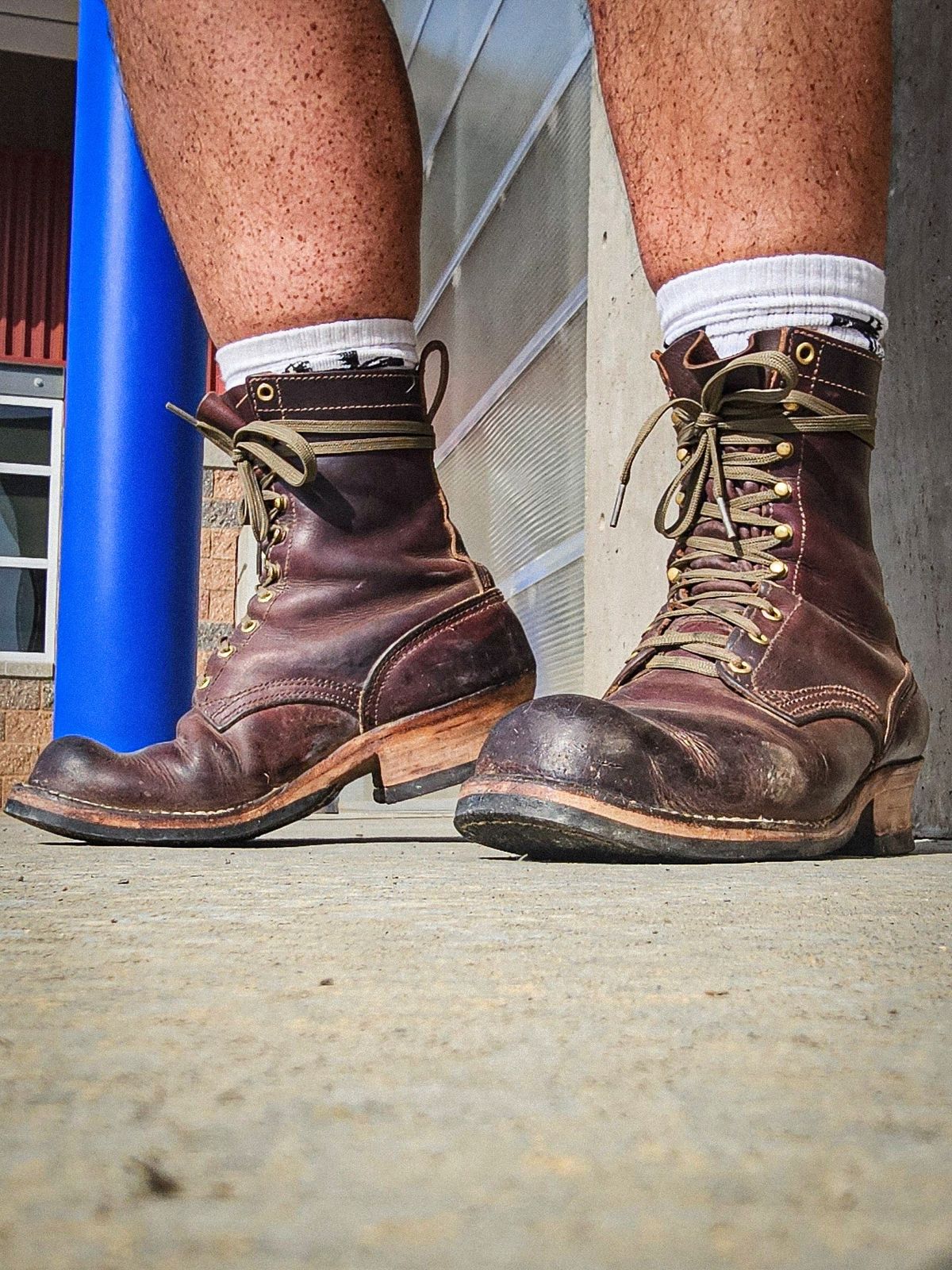 Photo by nobnix on May 26, 2025 of the Nicks Urban Logger in Wickett & Craig Burgundy Oiled Latigo.