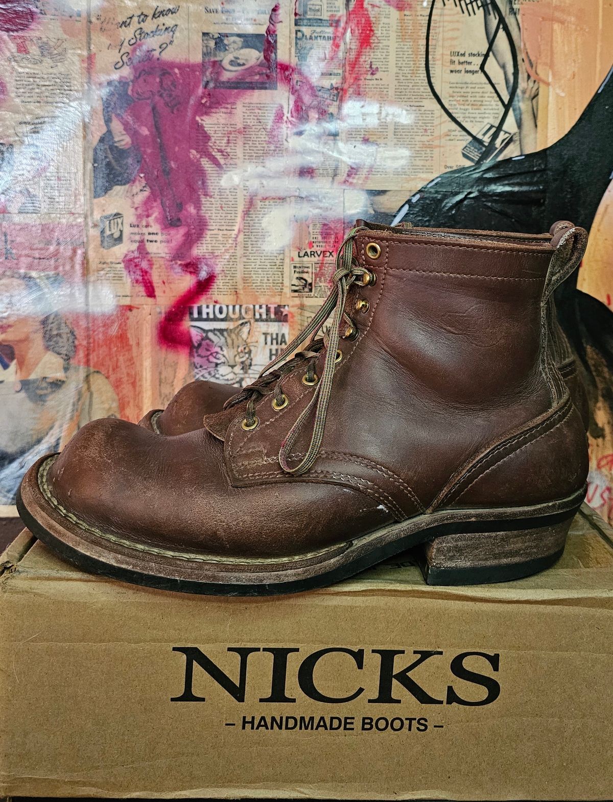 Photo by nobnix on April 2, 2023 of the Nicks Unknown Model in Seidel MaxSupport Chocolate.