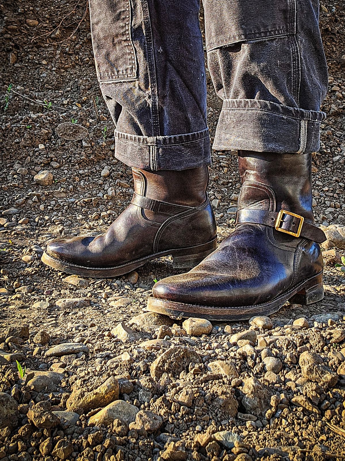 Photo by nobnix on June 5, 2025 of the Motor Engineer Boots in Black Hand-Dyed Italian Horsebutt.