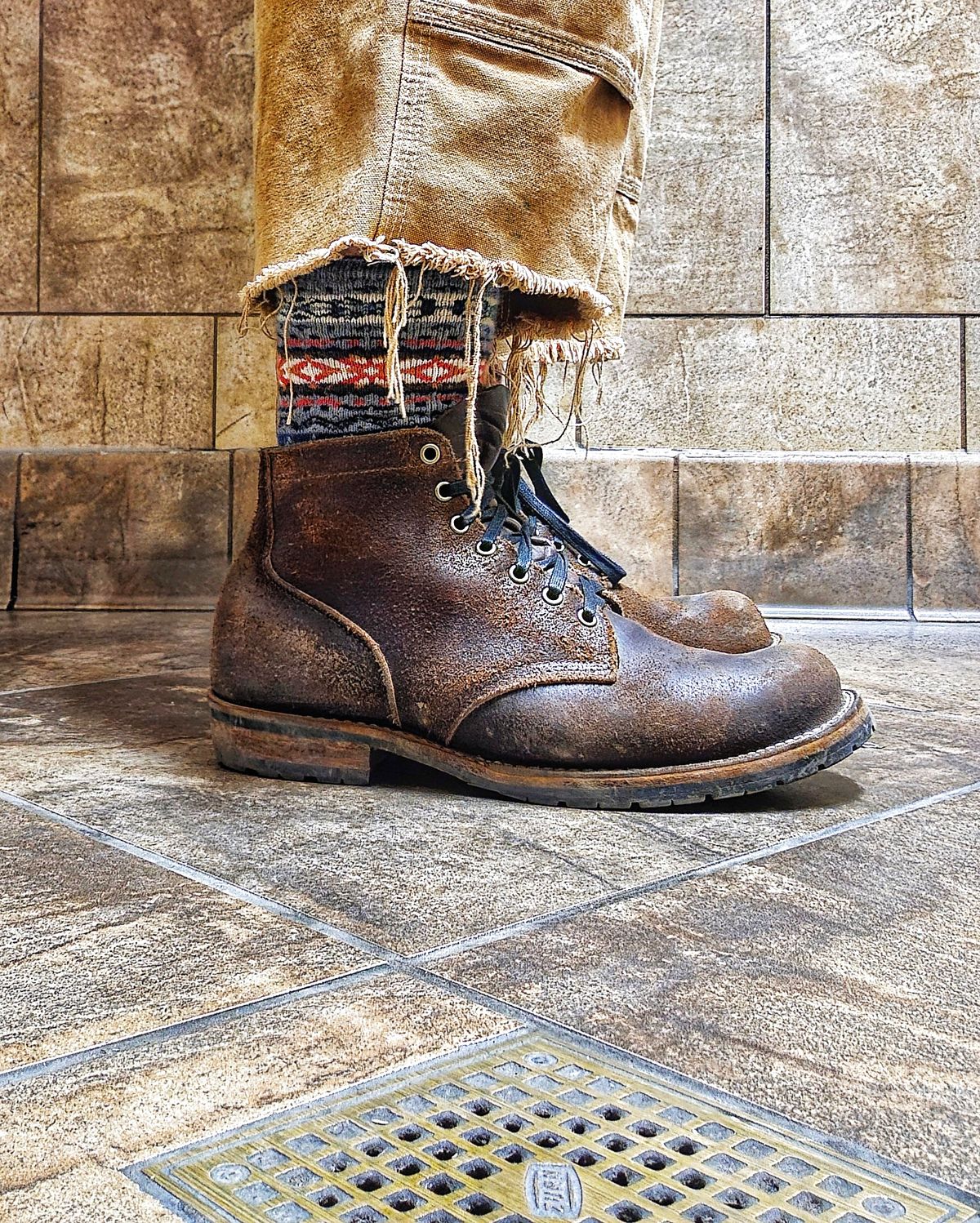 Photo by nobnix on June 24, 2025 of the Viberg 310 in Horween Brown Waxed Flesh.