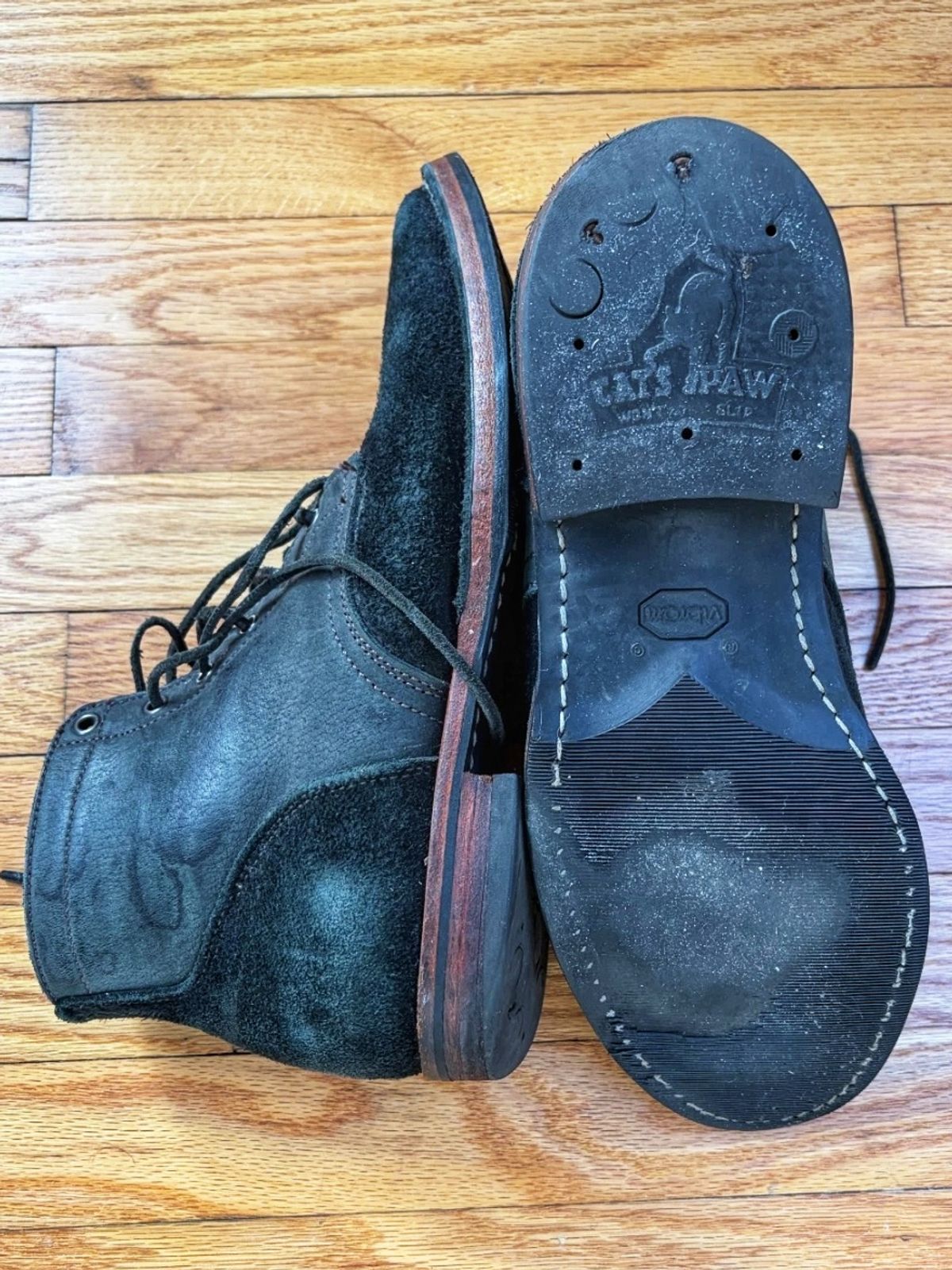 Photo by nobnix on March 29, 2026 of the Viberg Four Horsemen in Black Buffalo.