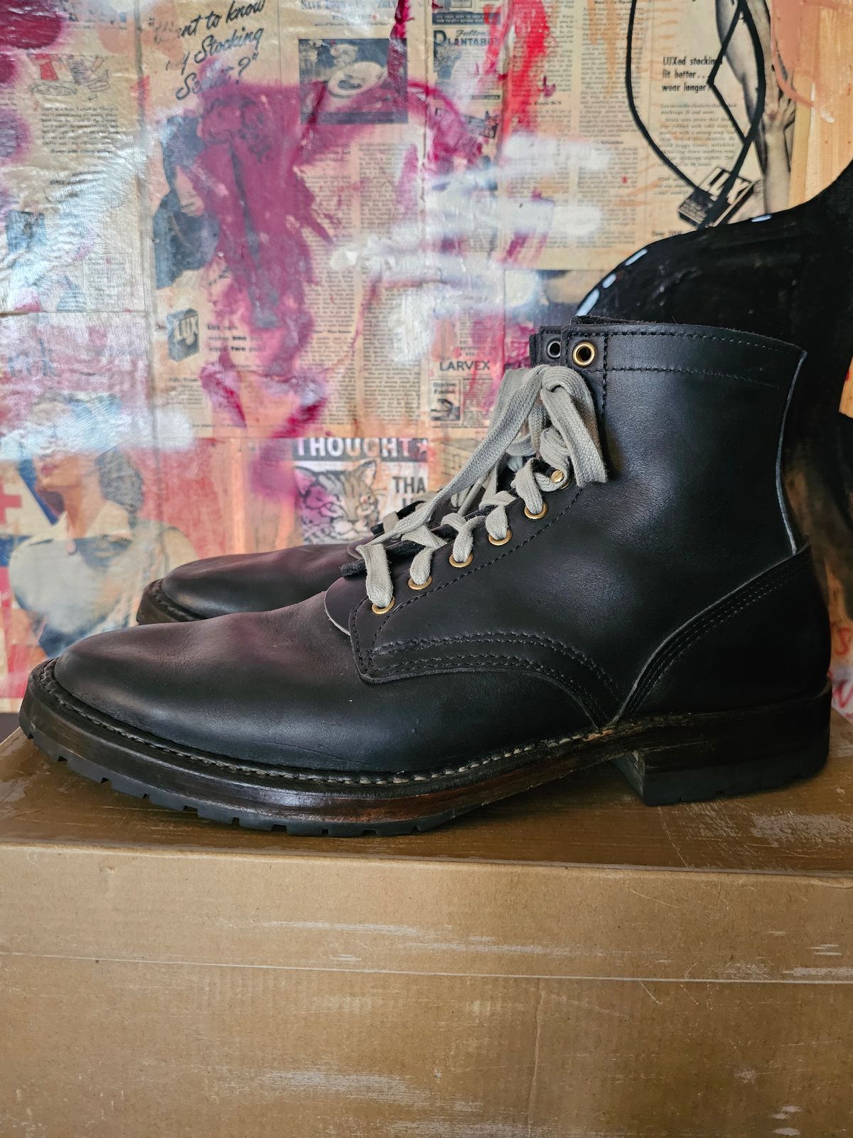 Photo by nobnix on April 2, 2023 of the White's MP-Sherman Plain Toe in Seidel Black Domain.