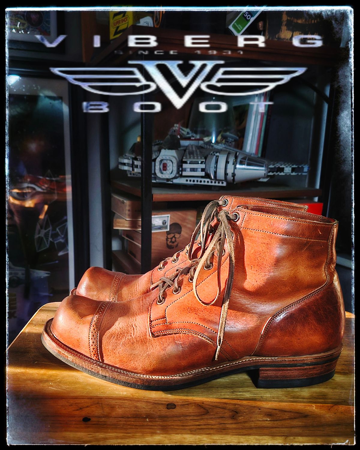 Photo by nobnix on June 30, 2025 of the Viberg Scout Boot in Horween English Tan Dublin.