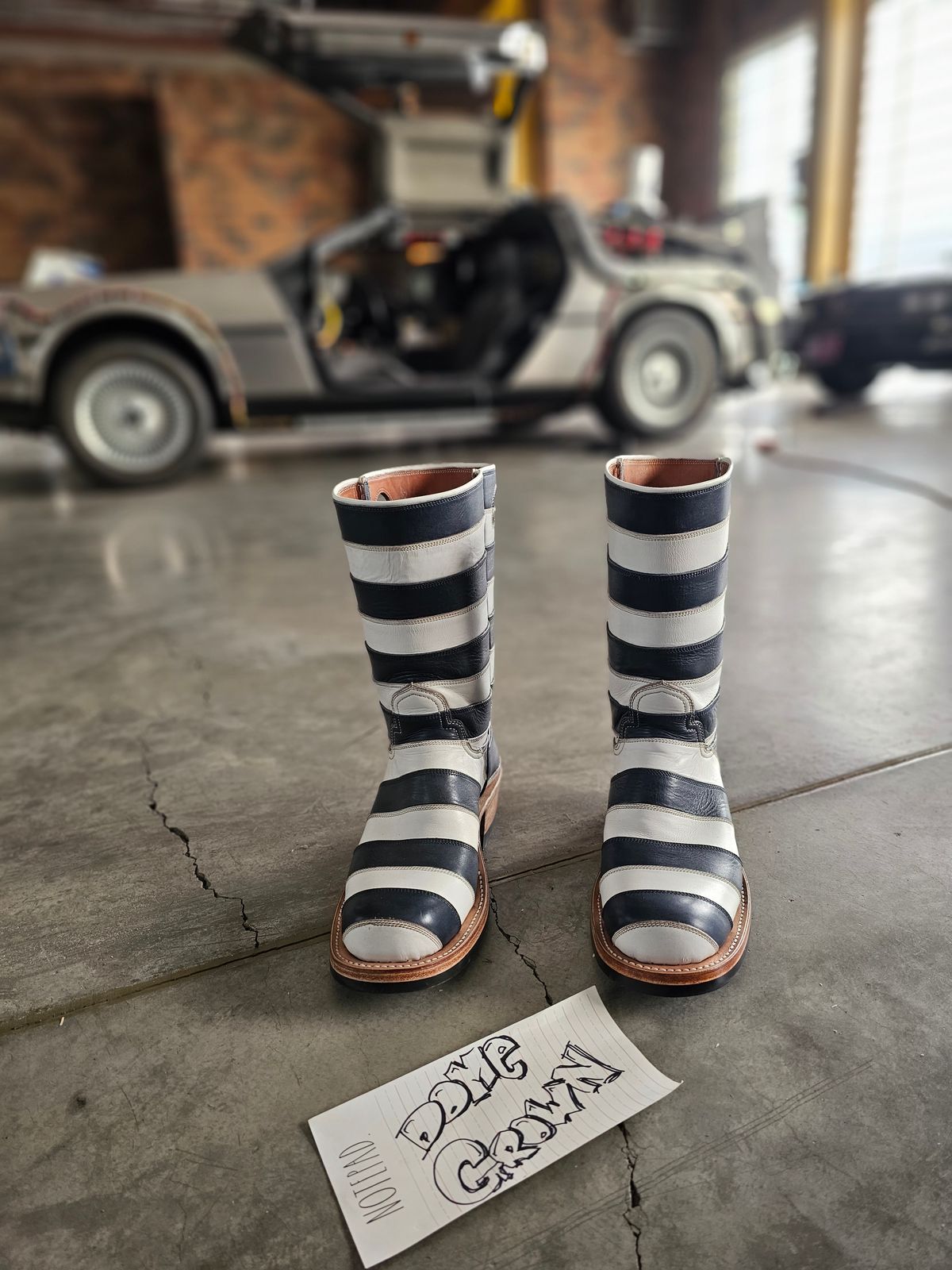 Photo by nobnix on November 1, 2023 of the Open Road Boots Striped in Navy Glass Calf, White Chrome Tanned.