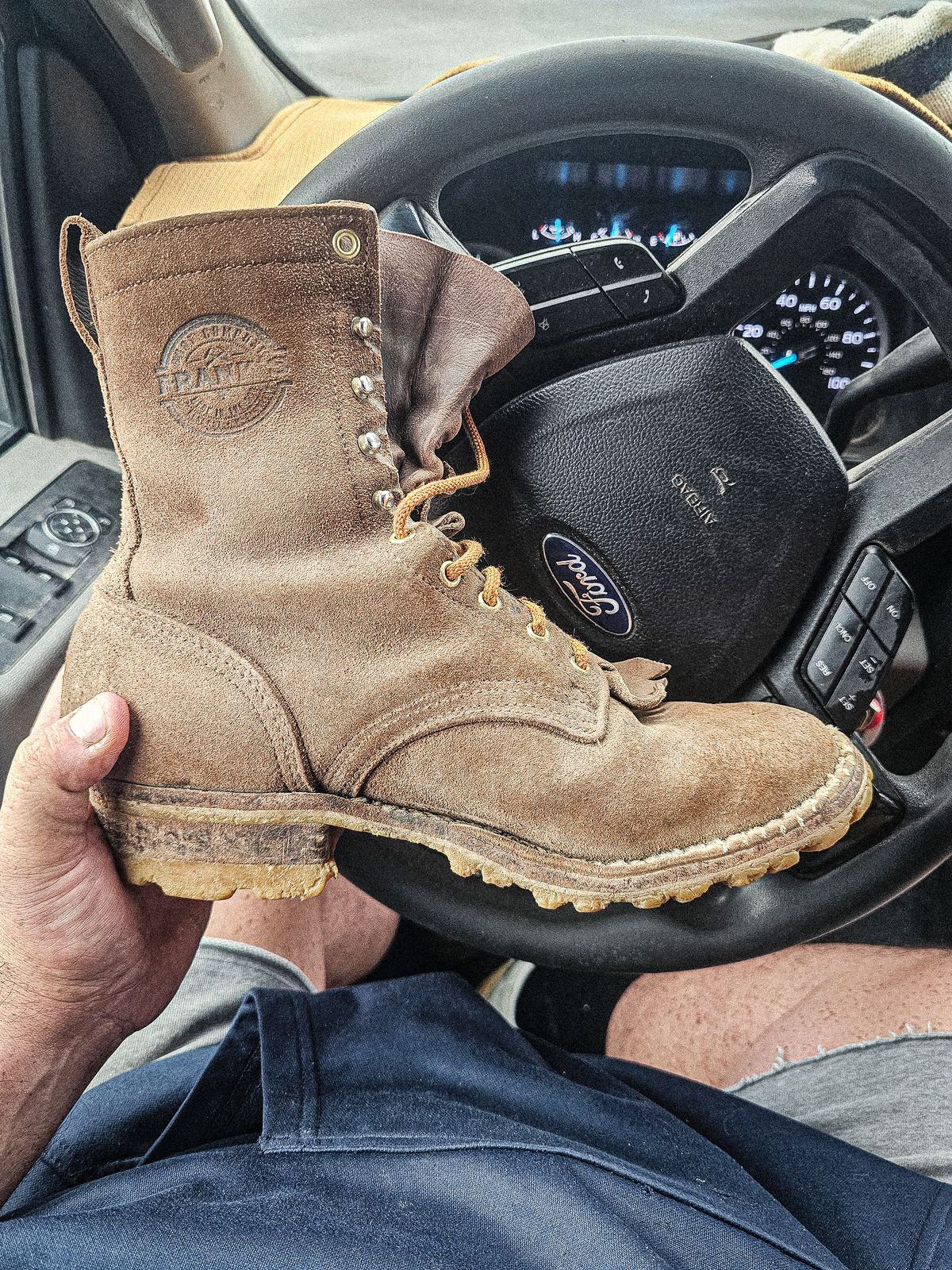 Photo by nobnix on January 5, 2025 of the Frank's Boots Unknown Model in Seidel Chocolate Oil Tan Roughout.