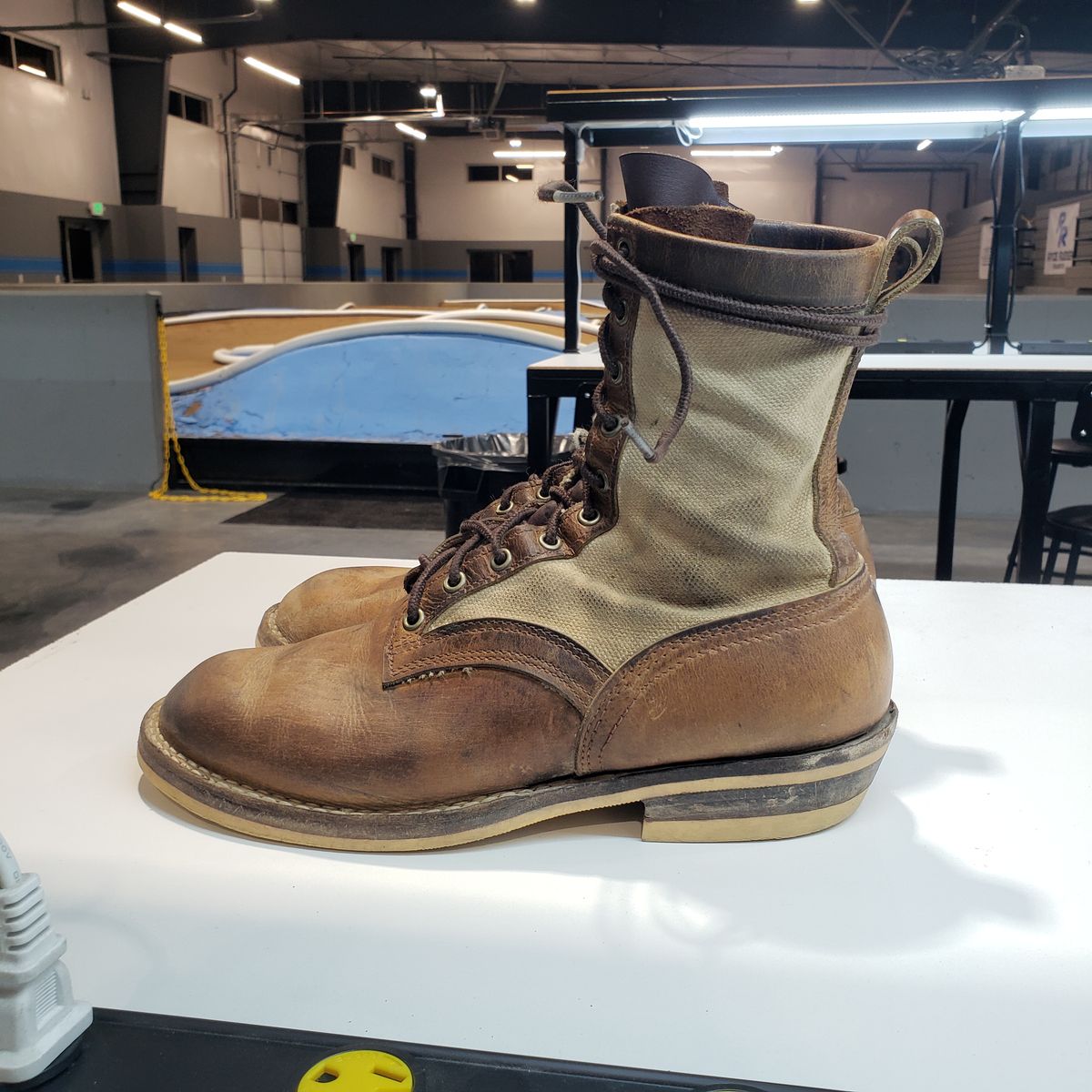 Photo by nobnix on November 1, 2022 of the Frank's Boots Ryker AT in Arif & Sons Hand Waxed Antique Brown.