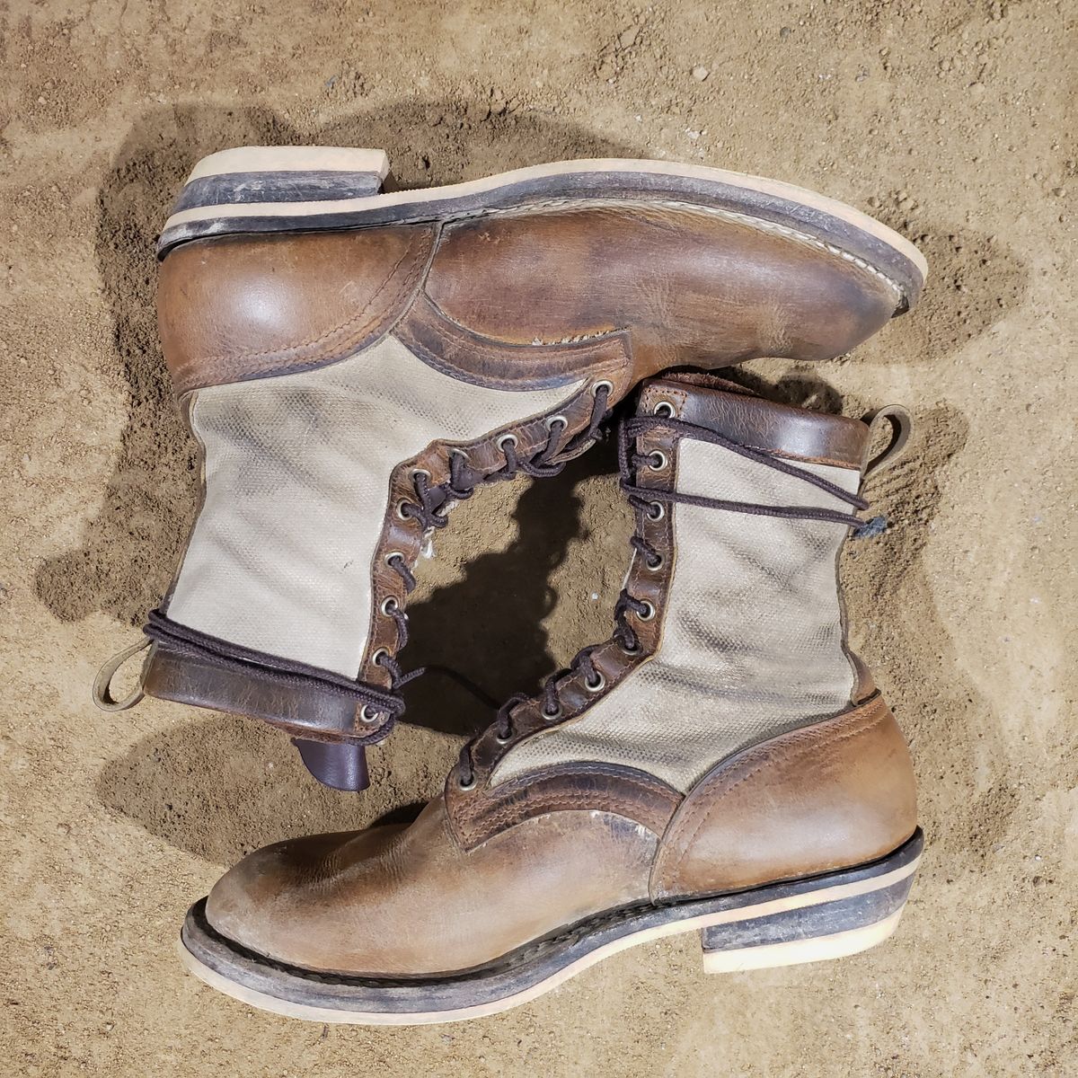Photo by nobnix on November 1, 2022 of the Frank's Boots Ryker AT in Arif & Sons Hand Waxed Antique Brown.