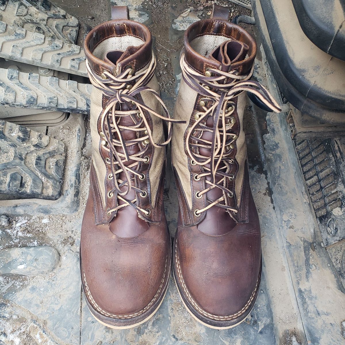 Photo by nobnix on December 5, 2022 of the Frank's Boots Ryker AT in Arif & Sons Hand Waxed Antique Brown.