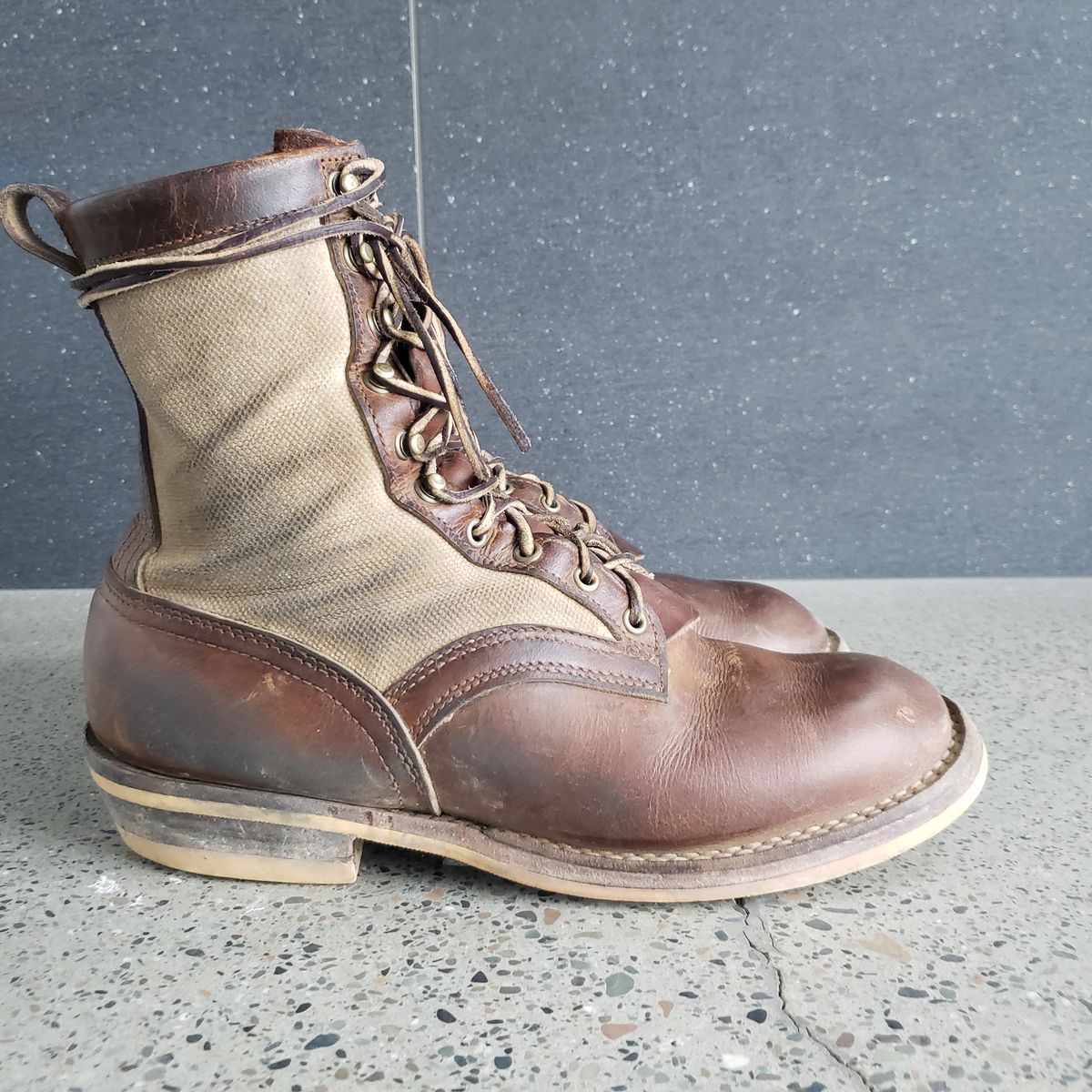 Photo by nobnix on January 5, 2023 of the Frank's Boots Ryker AT in Arif & Sons Hand Waxed Antique Brown.