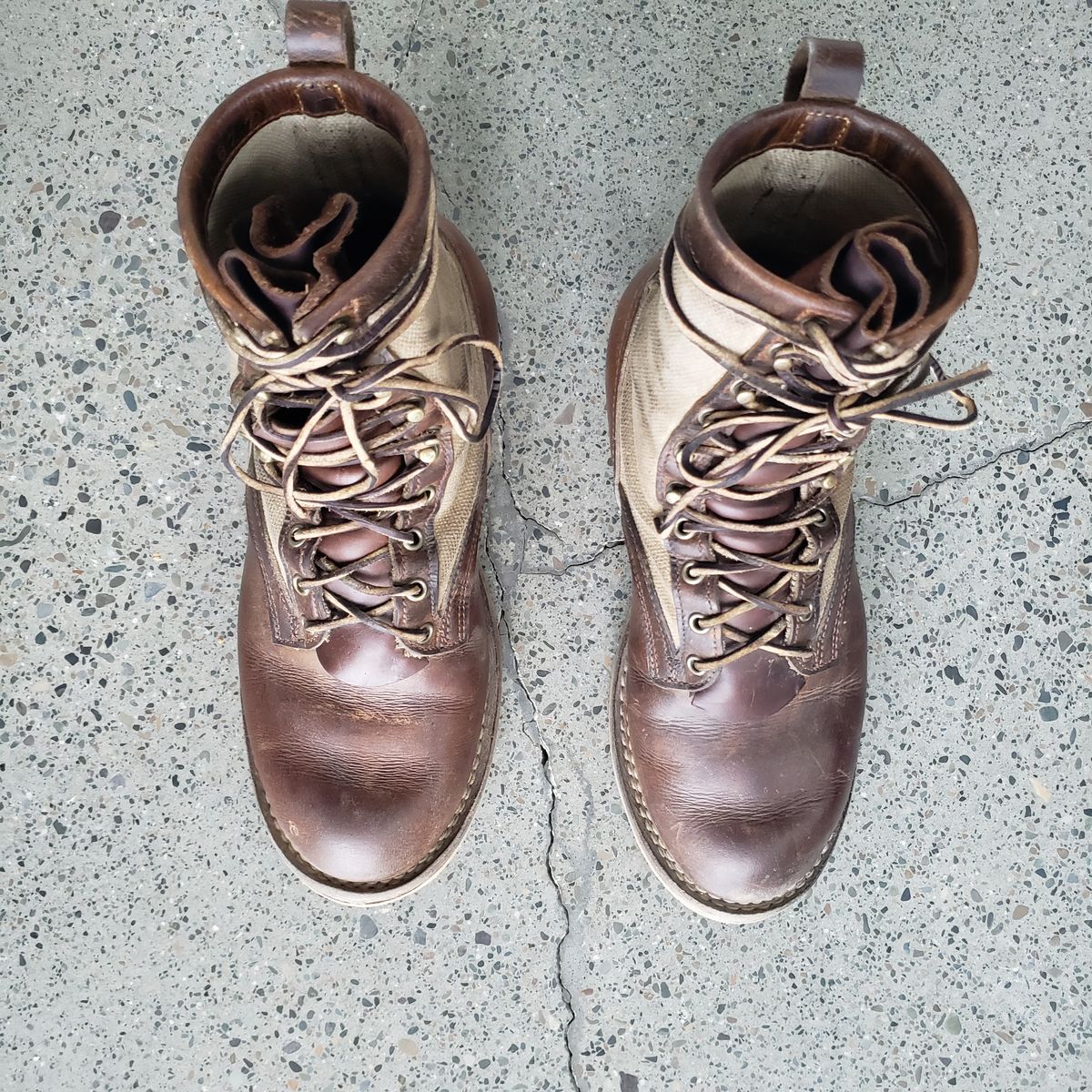 Photo by nobnix on January 5, 2023 of the Frank's Boots Ryker AT in Arif & Sons Hand Waxed Antique Brown.