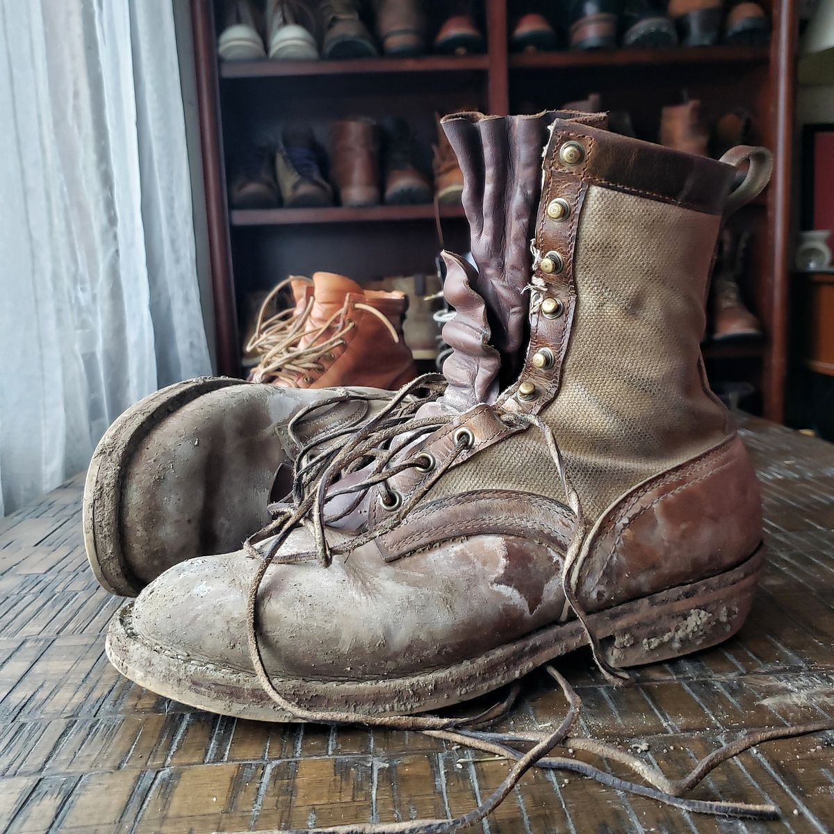 Photo by nobnix on February 5, 2023 of the Frank's Boots Ryker AT in Arif & Sons Hand Waxed Antique Brown.