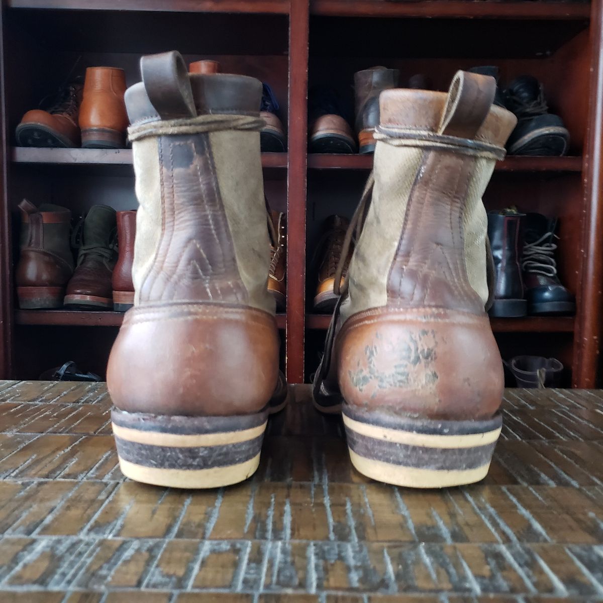 Photo by nobnix on February 5, 2023 of the Frank's Boots Ryker AT in Arif & Sons Hand Waxed Antique Brown.
